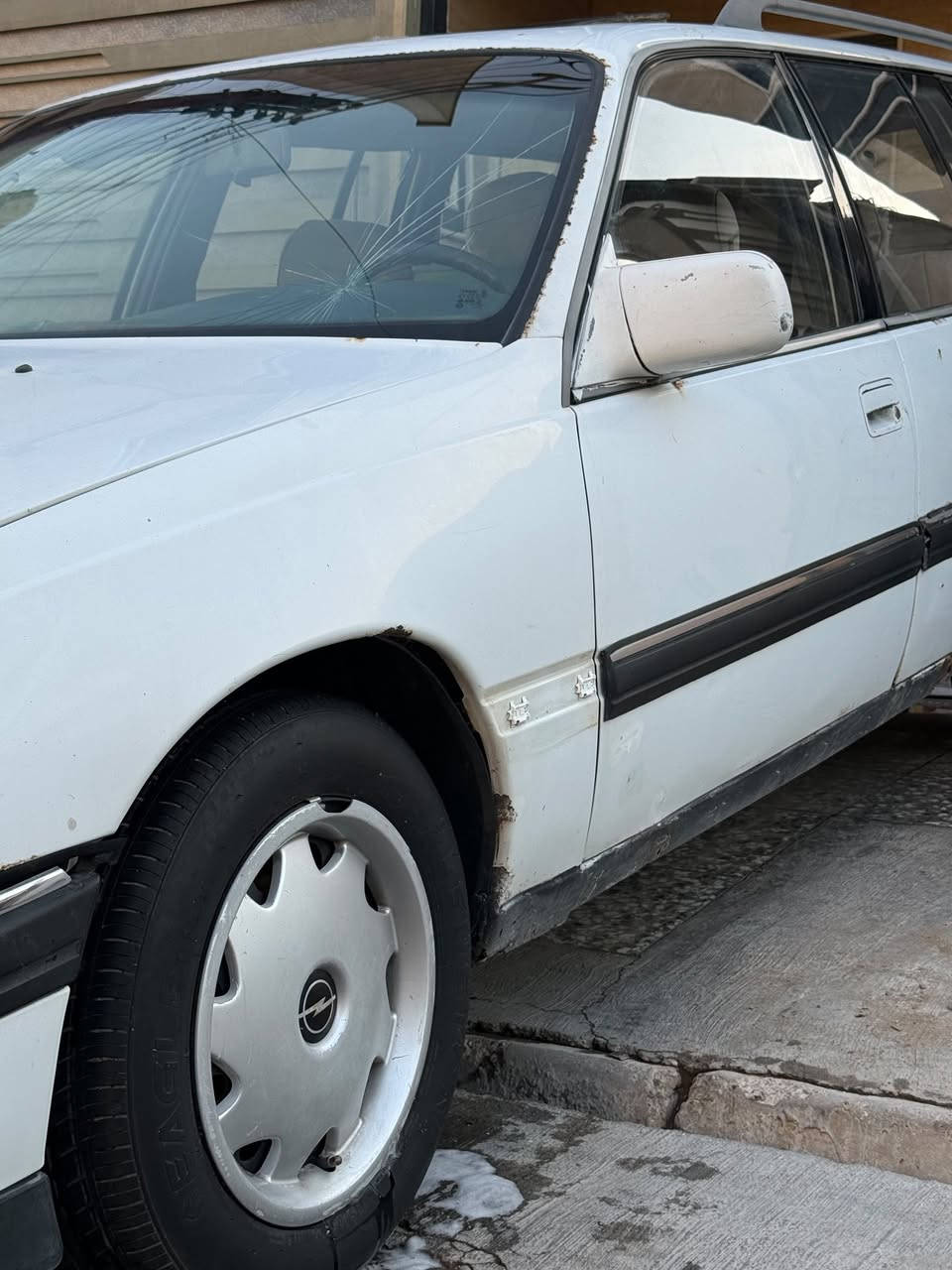 السلام عليكم ...
اوبل اوميكا موديل 91 رقم بغداد سيارة حلوة وجاهزة كير ومكينة خير من الله شرط الفحص مع وجود سباية الهة  مكاني بغداد متواجد ع واتس فقط على هذا الرقم السعر ((37))وبي مجال ❤️
***********
