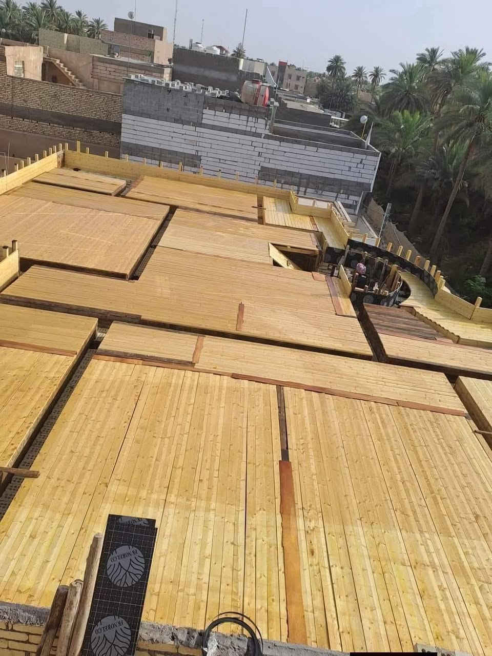 السلام عليكم كادره نجاره شغل درجه اوله اسعار مناسبه اتصال ***********
