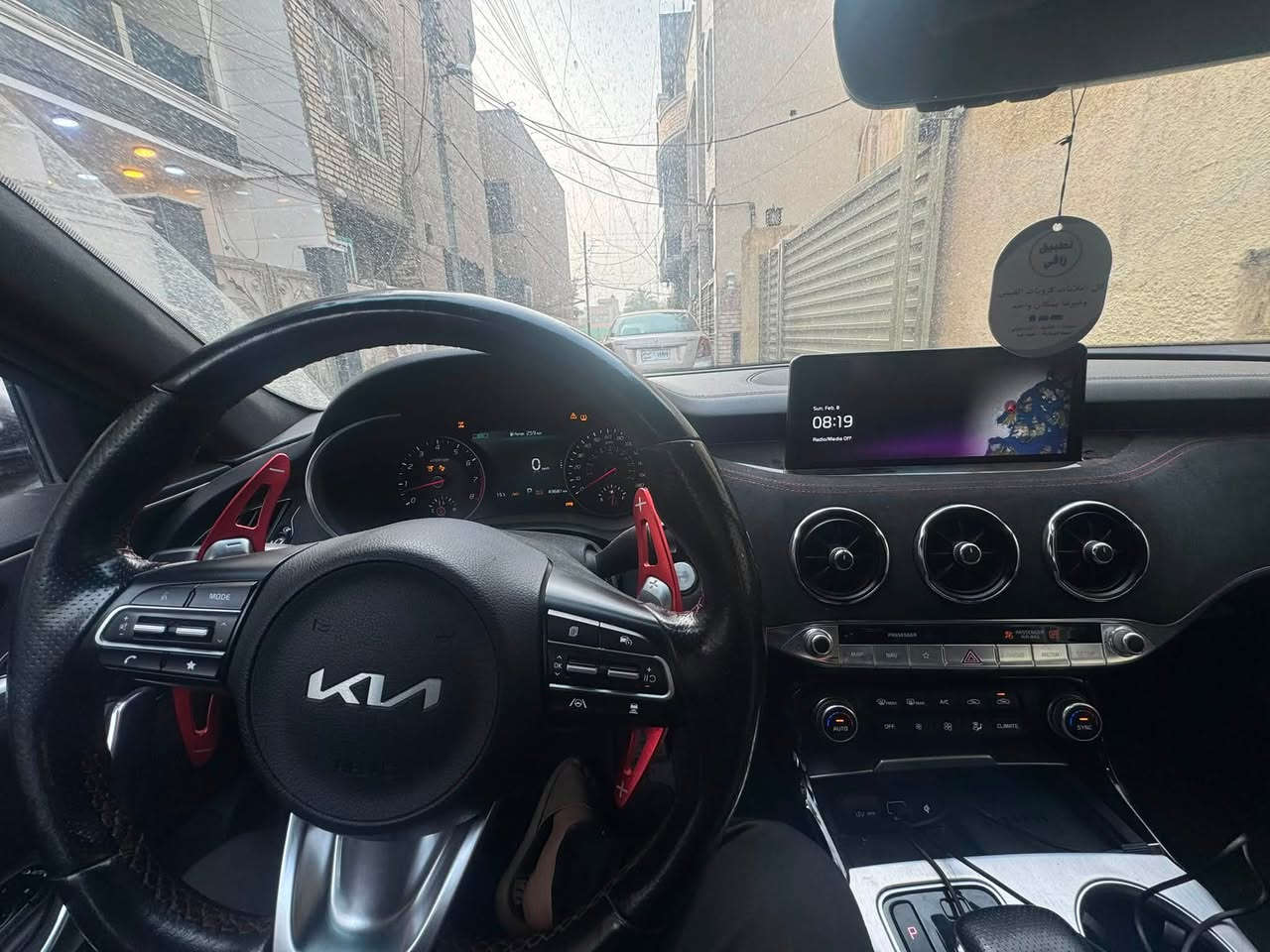 KiA stinger 2023 GT2
📍 الممشى: 52,000 كم

🚘 المواصفات

* محرك 3.3L Twin Turbo V6
* قير 8 سرعات أوتوماتيك
* فئة GT2
* فرامل Brembo
* تعليق إلكتروني متكيف
* مقاعد Nappa Leather
* مقاعد أمامية كهربائية
* تبريد وتسخين المقاعد
* تسخين الدركسون
* ذاكرة مقعد السائق
* فتحة سقف
* شاشة وسطية
* نظام صوت Harman Kardon
* شاشة عدادات رقمية
* Head-Up Display
* كاميرا 360°
* Blind Spot Monitor
* Adaptive Cruise Control
* أنظمة أمان ومساعدة للسائق

🔧 الإضافات والتعديلات

* Downpipe
* Oil Catch Can منظم
* برمجة Stage 1
* شوت + عطاسات 
* الحادث : تخريب اربع قطع بدون ايرباك  وبدون شاصي 
الرقم : ***********
السعر : 215 وبيه مجال اذا شراي
