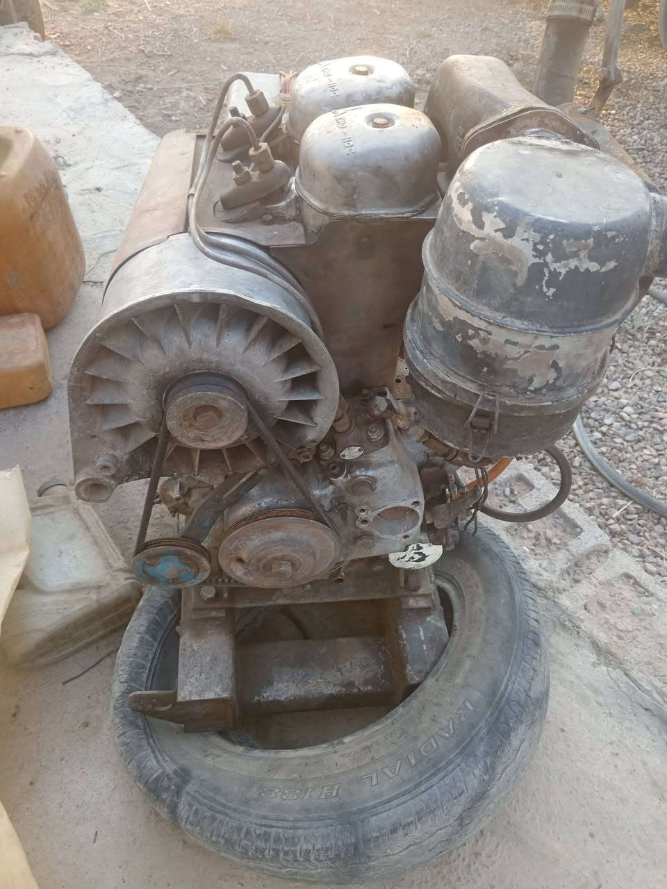 السلام عليكم اخوان مولود دويز ابو الصاروخ 511جديد شرط ع تشغيل ثري فيز 12كيفي المكان ديالى الخالص السعر 13وبي مجال ***********
