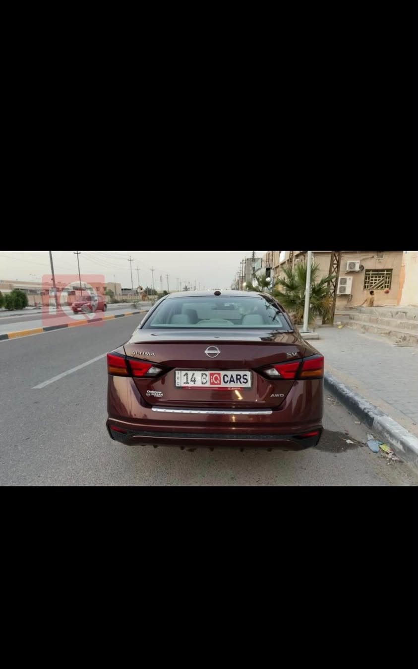 سلام عليكم التما 2023 سياره وارد امريكي تقرير للدوسه تعمل وتسير بيها جاملق الي بل صوره الخفليه عل كد جف ايد والجاملق مال السايق بارد كد شبر السياره تثبيت سرعه هاند بريك كهرباء السياره ماشيه 85 الف كيلو متر سياره كفاله كير مكينه تبريد حداديه تايرات كلشي بيها عل بلادي السياره معوقين مكانها بل بصره خلف المدينه الرياضيه سعر السياره 150 
***********
