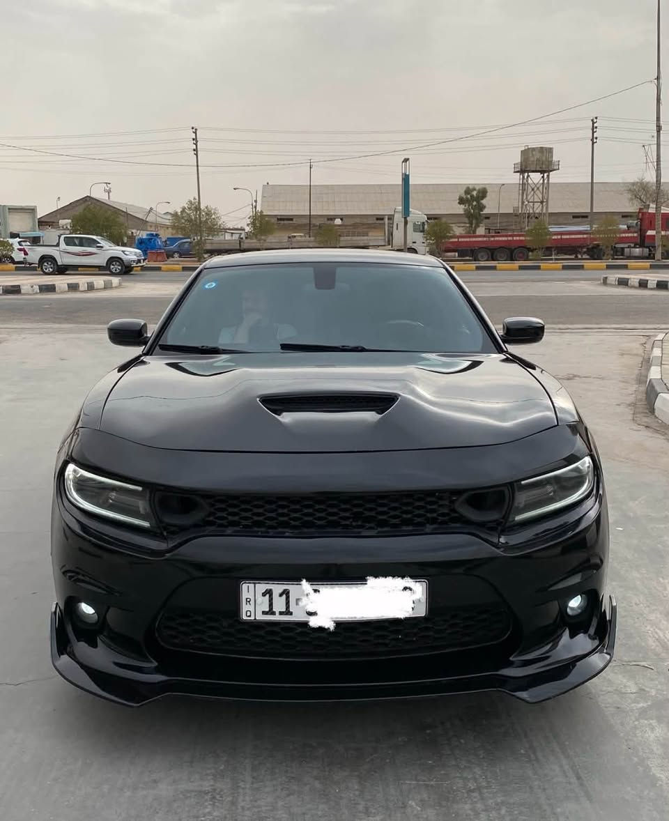 سلام عليكم جارجر 2021 أصل بغداد باسمي رقم دولي
2ويل ماشية 75 
حادث جاملغ امامي فقط بدون دواخل  والبنيد محدث 
باقي سيارة كفاله عامه كشنات حضن فتحه خزن ميموري 
مكينة 6 سلندر على فحص تبريد ثلج ❄️ 
المكان ديوانية السعر 190 
استفسار :***********
