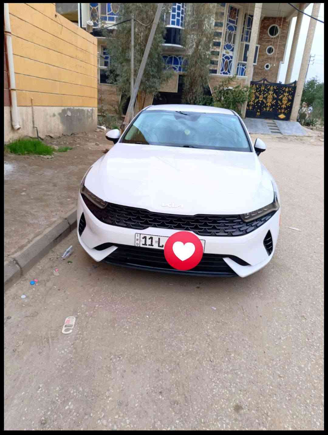 للاسفسار *********** سيد محمد
كيا K5 موديل 2022 حره رقم بغداد مميز  بدون ايرباك  بجم كبس تبريد الشركة حادثه جاملغ خلفي وباب مبدل نفس اللون ماشيه 43 الف كيلو متر 
السعر 155 وبيه مجال بسيط
ا. المحرك 1600 تيربو
ا.بصمه تشغيل
ا.سايد بريك بصمه اوتو  
ا.رادارات 360 درجه 
ا.وضعيات قيادة 
سبورت .ايكو .عادي .سمارت 
ا تشغيل عن بعد 
ا.تحذير نقط عمياء
ا.تحذير عند الخروج من المسار
ا.لايت زينون بلادي 
ا.لايت وبك لايت اوتو 
ا.الماسحات اوتو 
تشغيل تدفئه وتبريد اوتو 
ا.قيادة ذاتيه
رادارات 360 درجه 
توقف مانع الاصطدام ذاتي امامي خلفي جانبي 
ا. نظام قفل الابواب عند الابتعاد عن السيارة
ا.فتح الصندوق الخلفي عن بعد وعند الاقتراب
ا. مانع اصطدام توقف امامي خلفي جانبي

