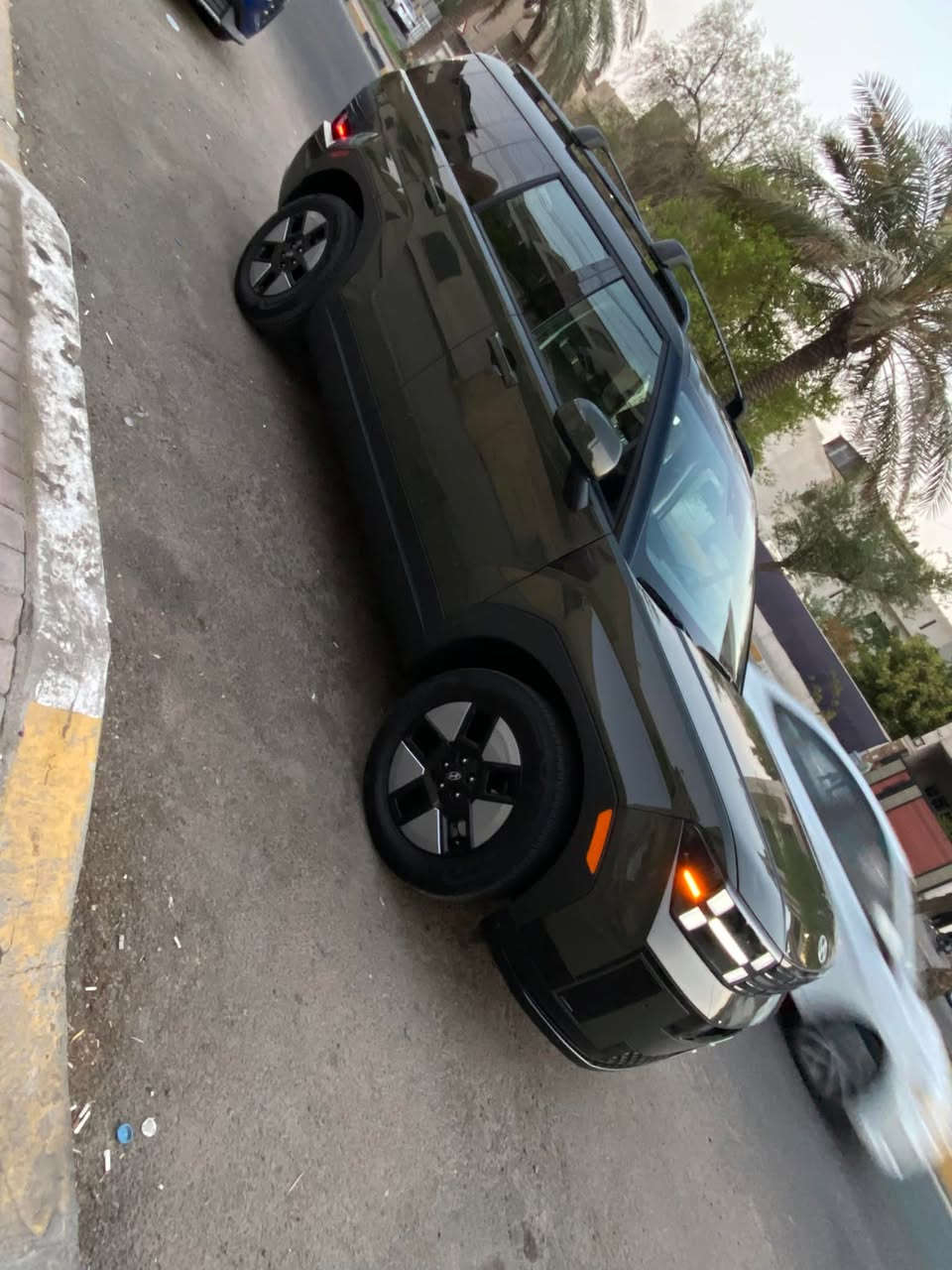 سنتافي وارد امريكي هايبرد موديل ٢٠٢٥ دخول جديد مرقم بغداد ماشيه ٢٥٠٠   جاهزه السياره اي نقص مابيها مكينه ١٦٠٠ حادثها خارجي بدون دواخل تبديل بنيد  وبيها شخط بل جاملغ الخلفي الايسر ايرباك مرجعي سستم كامل  السياره فول ما عده فتحه السعر ١٩٢٠٠$موجود بغداد شارع فلسطين للأستفسار ***********
