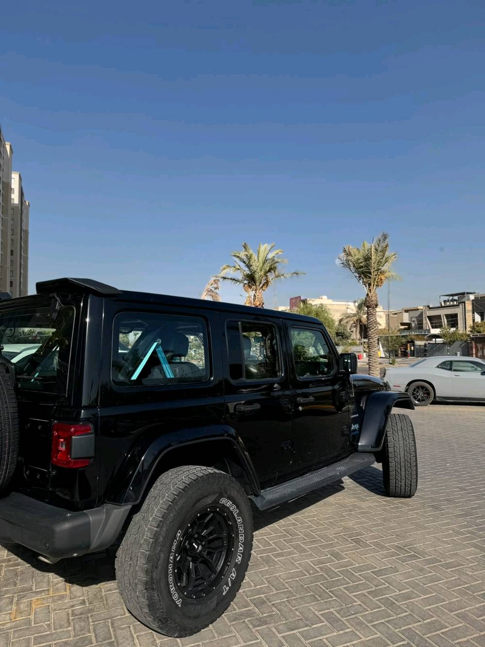 جيب رانكلر  صحاري للبيع 



‏wrangler 4xe plug in hybrid



‏‎فول المواصفات و هايبرد 4xe



‏‎لون السيارة اسود



‏‎موديل2021



‏‎ماشيه 61 الف  فقط 



‏2.0L turbo hybrid محرك اربعة سلندر توربو



‏‎** قوة حصانيه 375 hp



‏‎مواصفاتها :



‏‎بصمة ابواب بصمة تشغيل



‏‎كشنات جلد بلادي



‏‎كشنات تدفئه جلد مع الستيرن



مري جانبيه تدفئه



‏‎شاشه كبيره مع كاميرا | و خلفي تشغيل عن بعد



‏‎نضام صوتي ALPINE مع دمام بالصندوق



‏‎اربع مخارج كهربائي Aux



‏PART TIME و 4WD auto نضام



‏SWAY BAR



‏‎قفل اكسل امامي و خلفي AXLE LOCK



‏‎كيبل شحن 110V 220V تكدر تشحن السياره بالبيت ثلاث انضمة قياده e-save بنزين



‏electric فول كهربائي



‏‎نضام هجين بنزين و كهرباء hybrid



‏‎السياره تشحن ل حالها بالطريق عند دواسة بريك



السيار رقم بغداد شبة مميز 



سقف بوكس  تنشال  كامل    



سياره وارد امريكي.



حادث جاملغ خلفي وراجع كما موضح في الصورة



السعر :248 وبيها مجال للشراي الجاد



العنوان بغداد 



للاستفسار 



***********