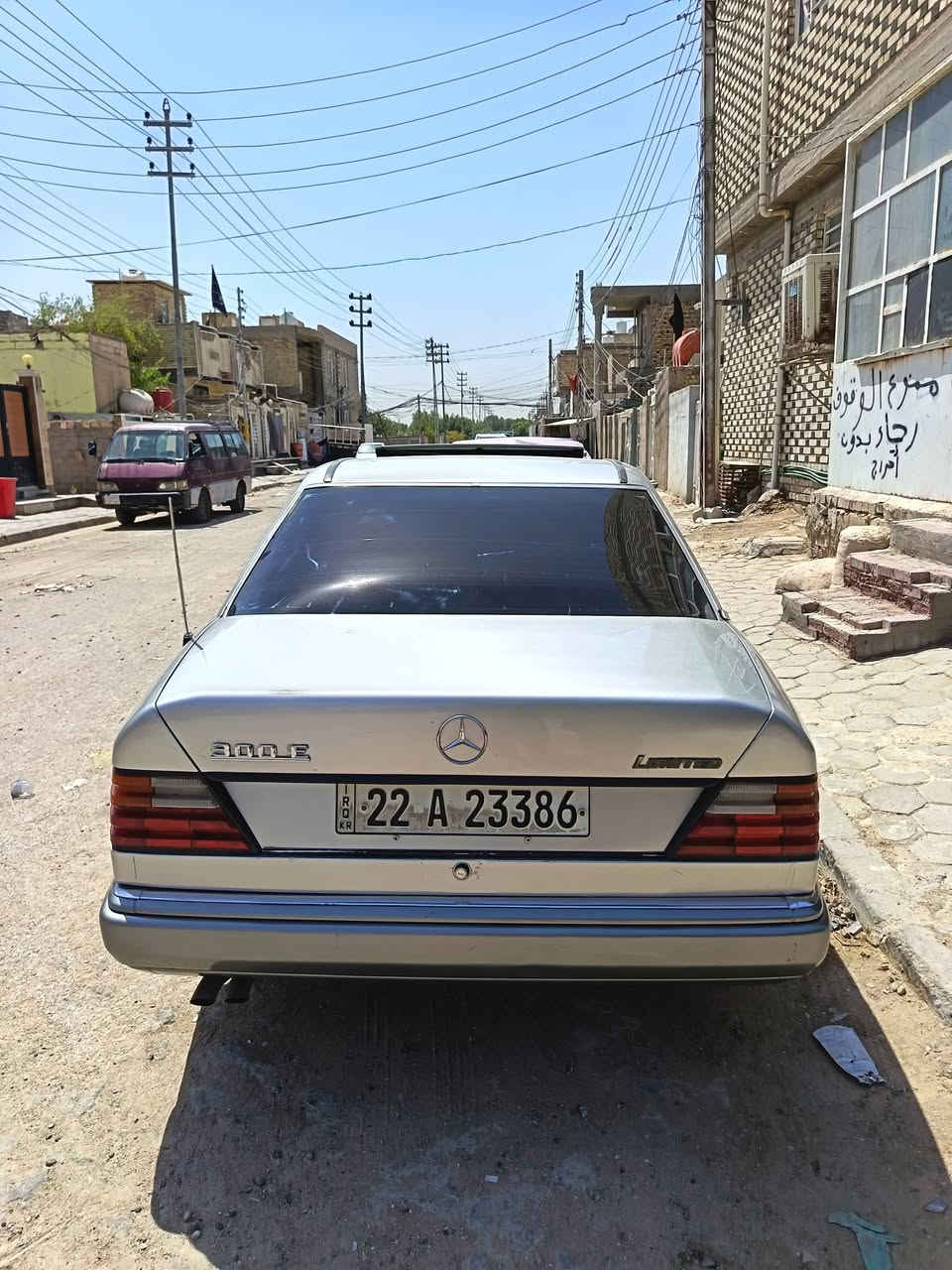 سلام عليكم للبيع مارسيدس دب موديل 1986مكفوله من خياس قواعد دبل مكينه 3000 تبريد ثلج حداديه جديده خير من الله السنويه ل29 تحويل وكاله اني حاضر رقم اربيل دولي هزه جديده مكان السياره النجف السعر 55 لانتصال ***********

