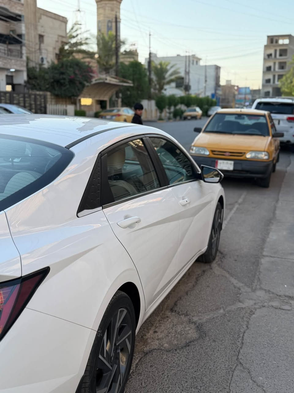 النترا موديل 2024وكالة ال اولى موترز ضمان و صيانه داخل الوكال السياره كفاله و ماشيه 36000 km مكاني بغداد مواصفات  فتحه و بصمه و شاشه و كامره حساسات تواصل ***********
