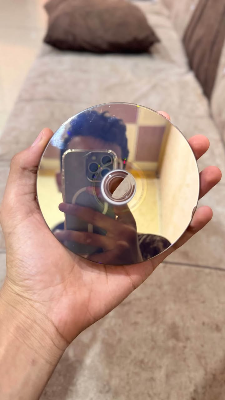 السلام عليكم للبيع 
قرص بيس 2019 نضيف كلش بدون غلاف سعرة 30 وبي مجال للشراي 
2_ جوستكات عدد 2 أصليات مال بالة  نضيفات كلش سعر الجوستك الوحدة 30 وبيهة مجال للشراي مكاني ديوانية حي الامين الاولى الاستفسار اكثر على رقم *********** ديوانية, القادسية
