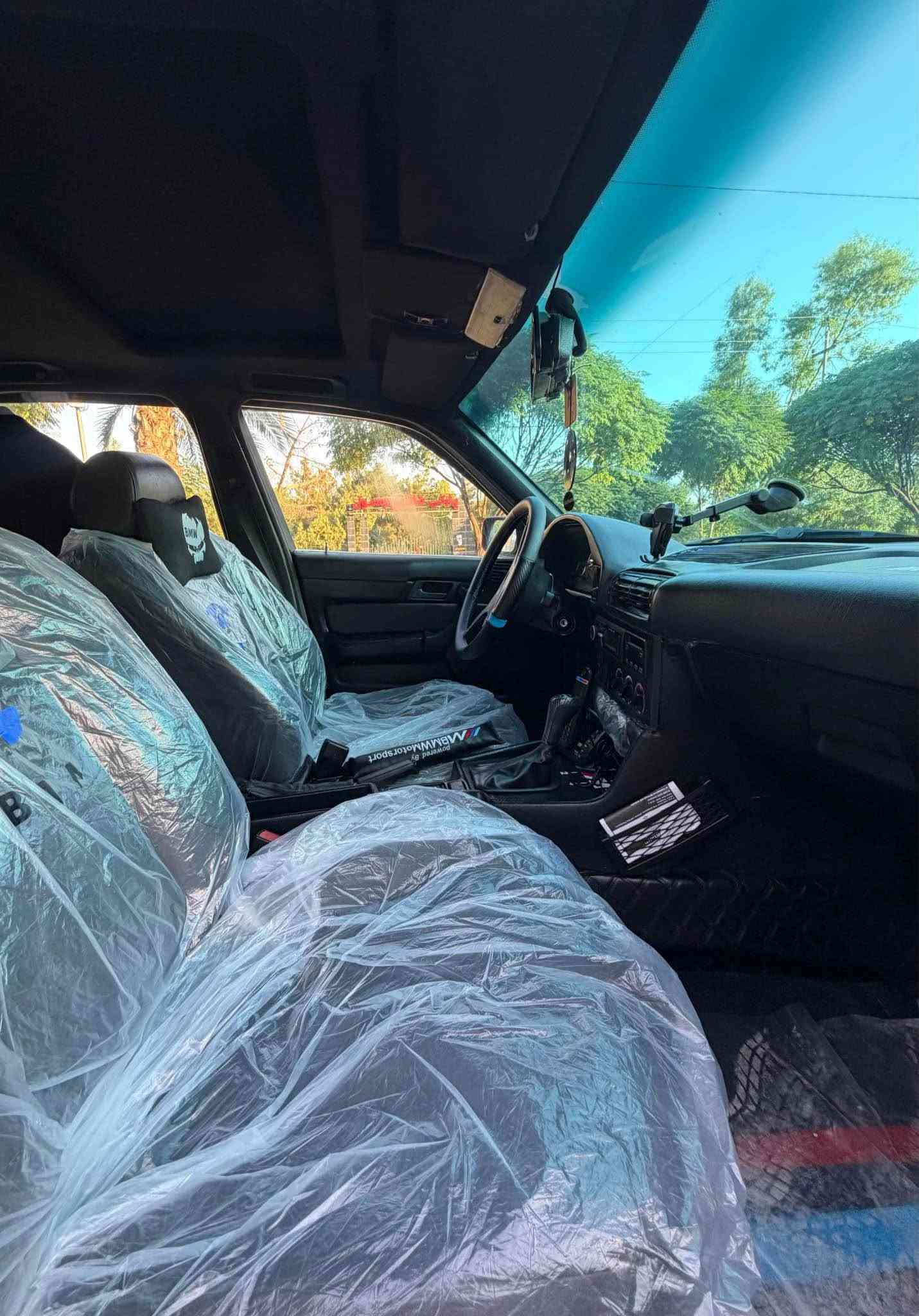 ‎بەناوی خودای گەورەو میهرەبان 
bmw 1992 | 525i کەپس دیجتاڵ
‎گێر مەکینە بەشەرت لۆک ئەگەر یەکتۆز هەڵم و  بوخاریشی هەبوو مەیبە - 
‎سەیارەکە نمونەیە لە جوانی ماشاءأللە موس و
‎بڕاوە و پشت و پێش کەپس تەنها کورە کراوە بۆ جوانی - گێڕ عای سڵاید گێچ عەڵقە و 300 ناو غورفە کارەبایاتی و دەرەوەی بەشەرت تەبرید سارد و گەرم ناو غورفەی زۆر جوانە سەیارەکە بێ مەسرەفە تایەکانی ئیمڕۆ بۆم بەستاوە لەگەڵ پاتری 110ئەمپێر - تاخم نۆزڵ تازە سێرڤسی عامی بۆ کراوە لە پێش تا پشت سەر وەلفەکانی ناو مەکینەی پاک کراوەتەوە سەیارەکە هی خۆمە هی مەعرەز نییە هەموو گیانی بەشەرتە 

‎ڕەقەم دهۆک 4 وەرەقە غرامەی لەسەرە پاش مەعمەلە ئەیگێڕیتەوە بە نسبەت سعریشی 50 وەرەقەو مەجالێکی برایانە تکایە موشتەری نیت سەری من و خۆتیش مەیەشێنە 
‎*********** رقم
‎*********** واتساپ أربيل, العراق
