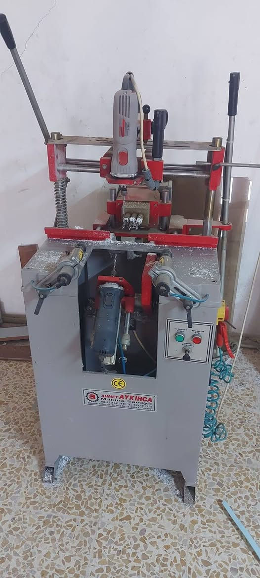 السلام عليكم  
مكائن pvc للبيع  مكان موصل بعشيقة  سبب البيع عدم التفرغ مكائن ثري فيس شرط العمل نظيفات كلش ***********
