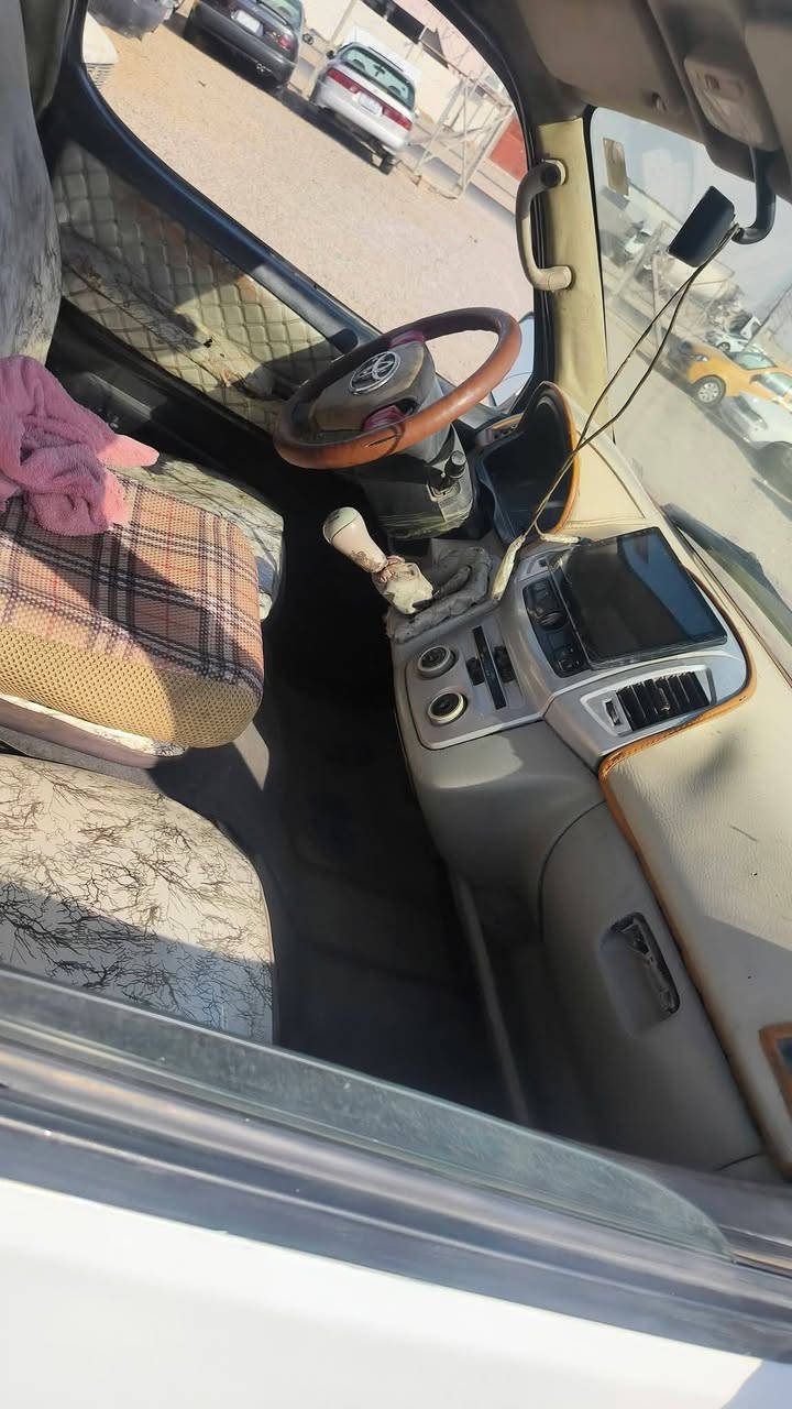 سلام عليكم
جنبي للبيع موديل 14 سياره حلوه سعر65
 وبيه مجال رقم الهاتف ***********
