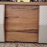 ميز مكتبي جديد جدا نضيف شخط مابي مكاني الشعب 07706948684 سعره 130 وبي ...