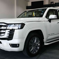 � للبيع | Toyota Land Cruiser GXR 2023 Twin Turbo لاندكروزر موديل 2023...