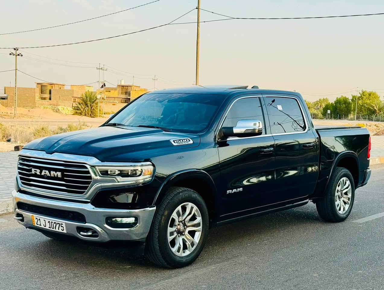 رام 2023 لونك هورن فول مواصفات 1/1 خليجي وكاله هارلم
مغلفه ppf هيه وزيرو يعنى كفاله حتى من الخدش مظلل بسنويه بسمي جاهز تحويل او وكاله بالعافيه على ياخذها بيع او مراوس السعر 467$ مكاني بابل - الشوملي 
للاستفسار *********** او ***********
