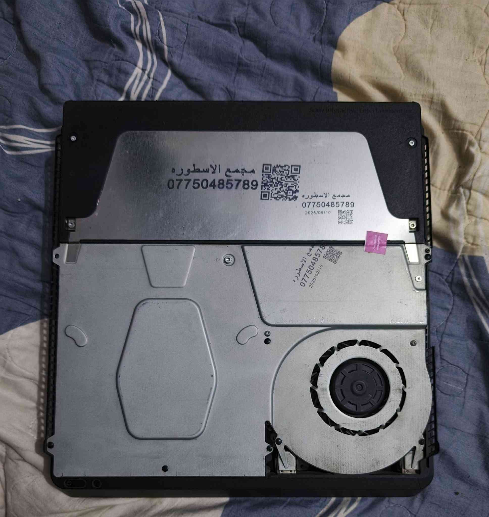 السلام عليكم
جهاز PS4 نظام 13.52 التهكير عن قريب ينزل 
جهاز ما مفتوح ابدا اخذته قبل 6 اشهر،واستعملته بس شهرين 
الجهاز شغال مابي اي شيء وما داخل صيانة وما مفتوح،(ويا قرص بتل فيلد الجزء الخامس وبيس 27)، وجوستكات 2 تجاريات واحد مامستخدم ( جديد) 
السعر 190 وبي مجال، مكاني ديوانية للتواصل خاص 
او واتس ***********
