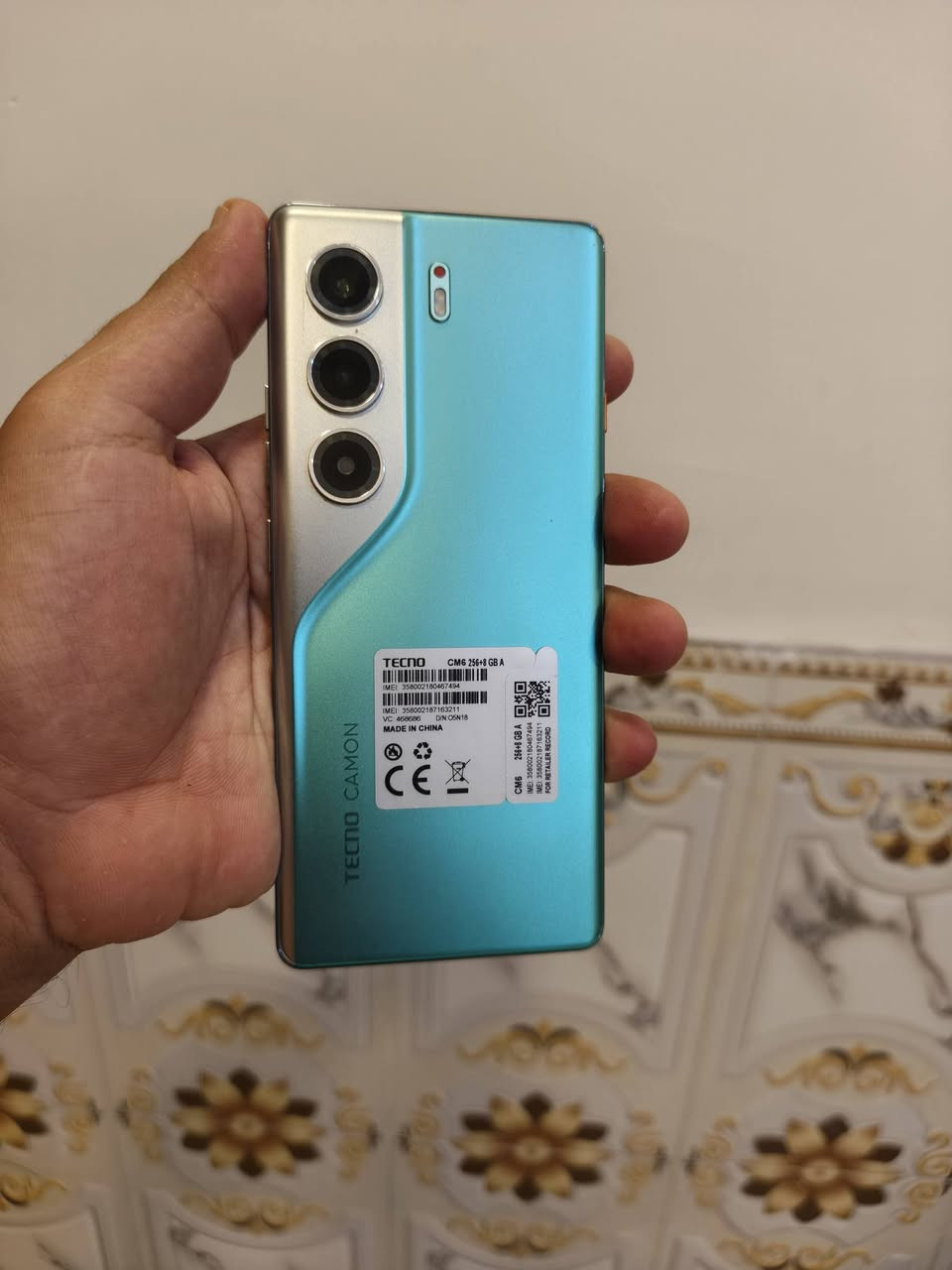 السلام عليكم تكنو كامون برو ذاكرته 256 جهاز استخدام شهر امبدل شاشه اصليه وكالة الجهاز مكفول ملحقاته كاملة
***********
