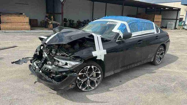 سلام علكيم شباب للبيع BMW330xi 
مديل 2026
 سيارة دخول جديد كتاب شهداء بسمي 
داخل قيسي فول السيارة  
سيارة دخول جديد ماشيه 2000mi 
ابيع على وضعه سيارة بعده ما معمرة مكان السيارة بغداد 
***********
سيارة داخله بدون بصمه وهاذا شاصي السيارة 
 3MW89CWOXT8G11386
