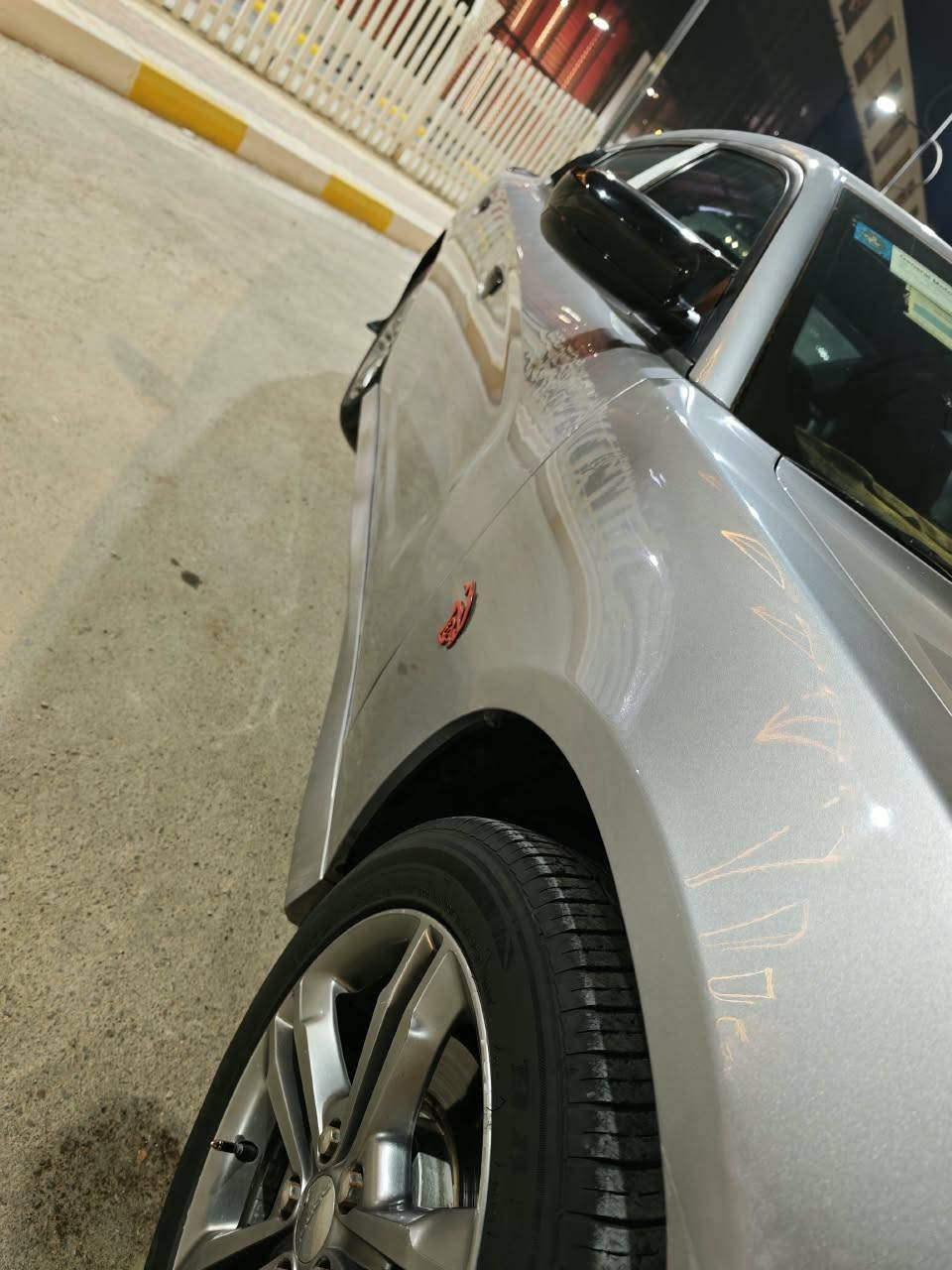 تشارجر SXT • ٢٠١٦ • مكينه ٦سلندر