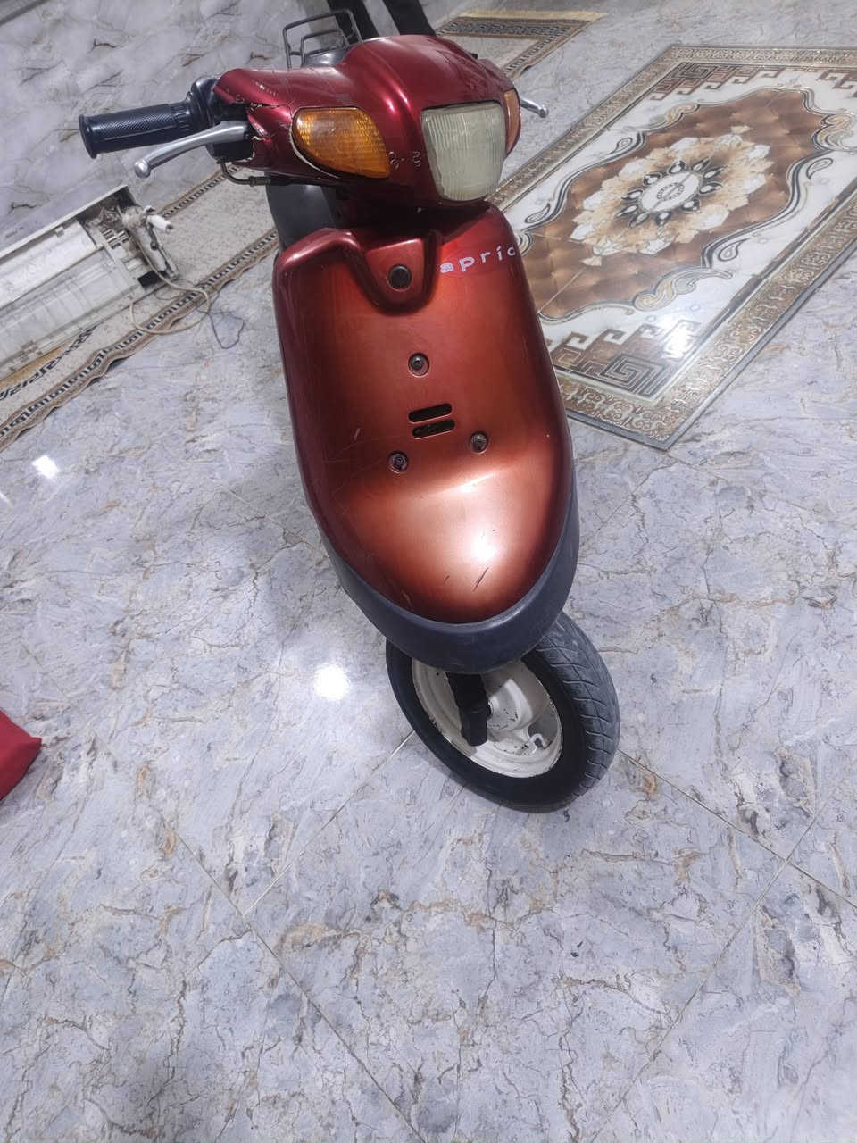درجة بطة  هندر واحد كهربائية كلهة شغالة نقص باتري  شاصي مكفول شلعة حلوة مابيهة نقص درجة شوكت ماعجبك هنر واحد سعر 200 بيهة مجال مكان كربلاء حولي مية ***********
