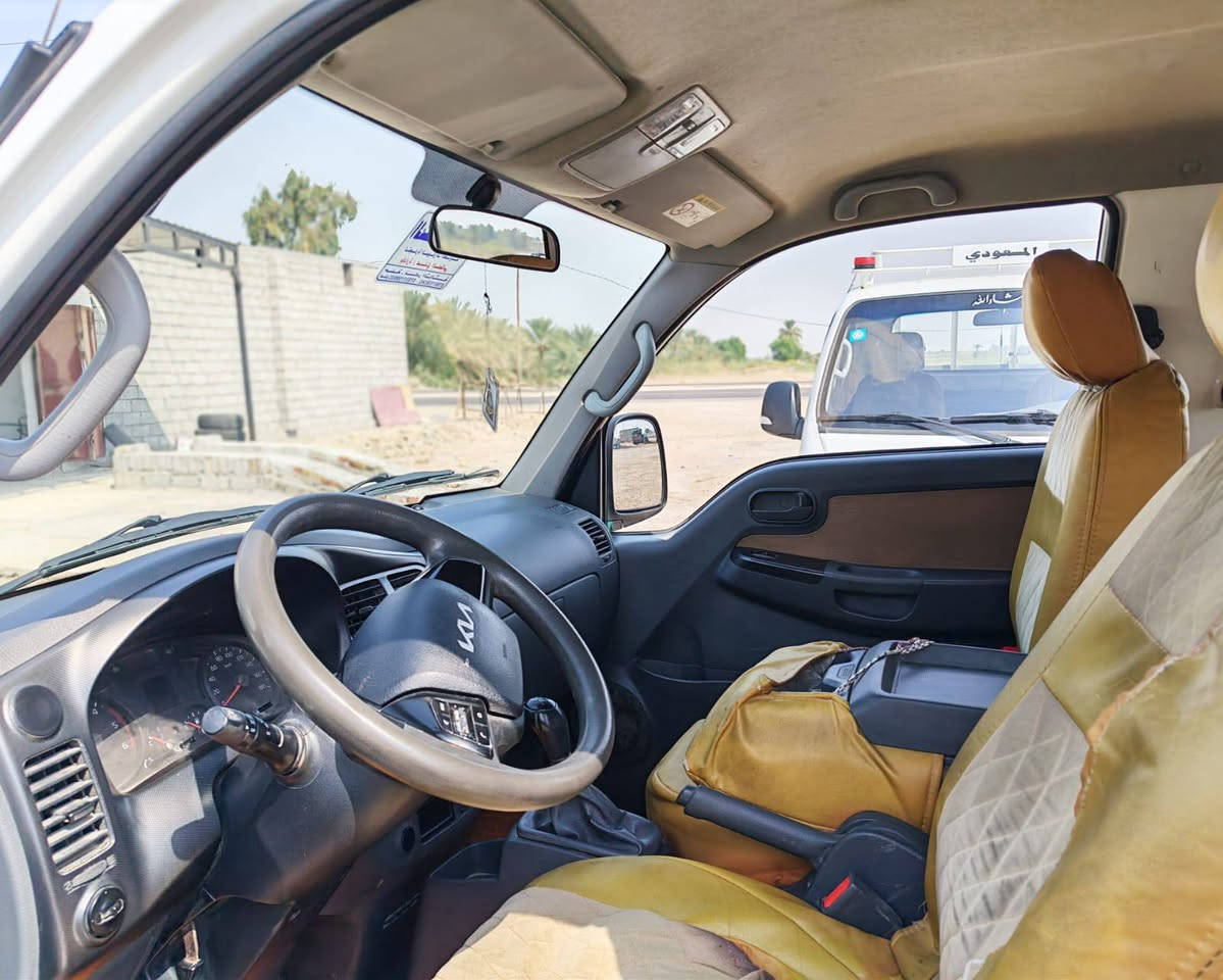 السلام عليكم ورحمة الله وبركاته 
للبيع كيا 2700.
موديل  2023 دبل قمارة 
مكفولة كفالة عامة 
رقم بابل إنكليزي بإسمي مداور ثاني يوم 
العنوان / ناحية الشوملي

للاستفسار //

***********
