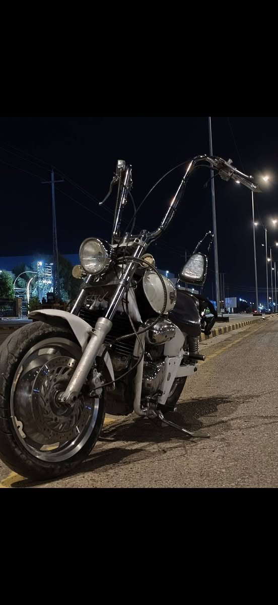 سلام عليكم هوندا ماجنا 250 cc معمره تعمير جديد بال كامل صالنصات دبل رياضيه سترين طويل تجوه خلفيه طويله كلاسك تبريد راديتر احطلها بس ماء زيتي مداريها اكثر من روحي الدراجه مابيها اي نقص كفاله عامه ترايك وين ميعجبك نقصها فقط البريك الامامي السعر مليون و250 وبيها مجال للشاري عنواني النجف حي الغري رقمي ***********
