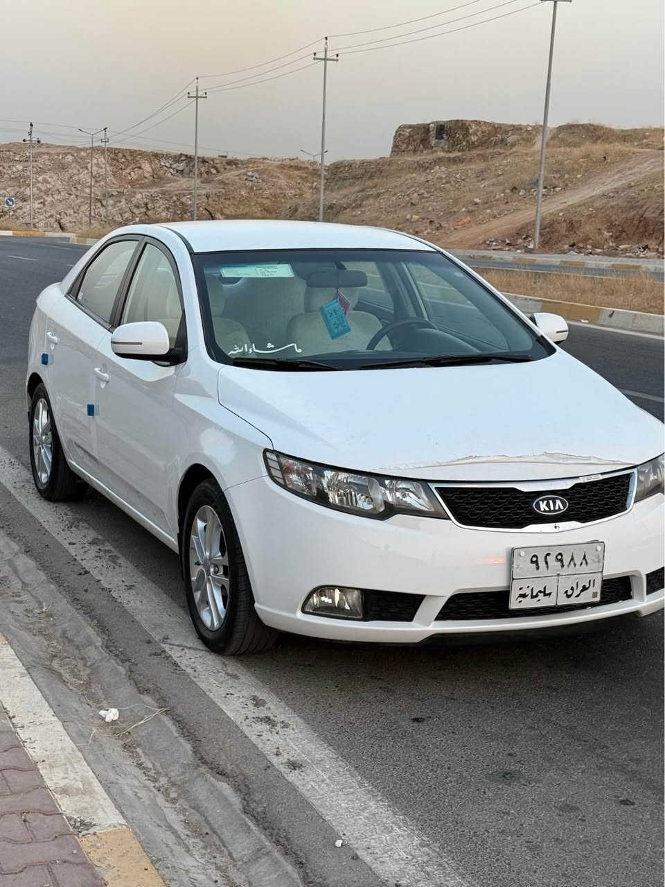 سلام عليكم كيا سيراتو موديل 2011 موصفات 6 كير مريات شفط تحكمات ستيرين حساس خلفي ويك كروم سياره اربع تايرات جديد حدادية امامي خلفي جديد كير محرك شرط سياره جاهزة بيها بطاقه بانزين شراي اتصل ما متواجد بل فيس   
رقم هاتف ***********. مكاني كركوك حرية كركوك, العراق
