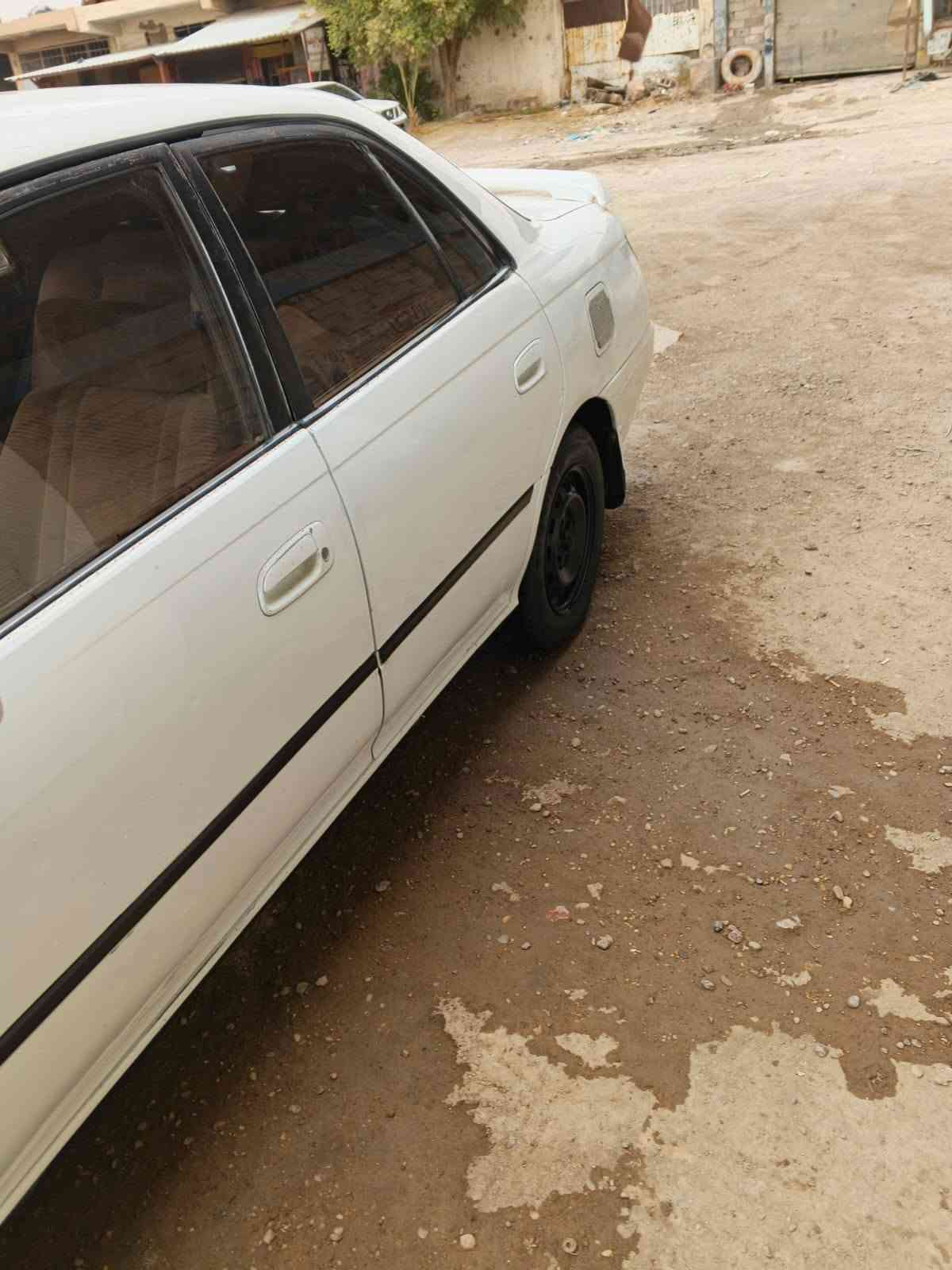 السلام عليكم 
للبيع كارينا 1993 رقم انبار محرك كير توب حدادية 60 بالمية 

السعر 28 وبيها مجال 
المكان انبار فلوجة 
***********
