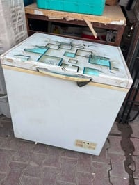 غراض • نظيفة • ثلاجة