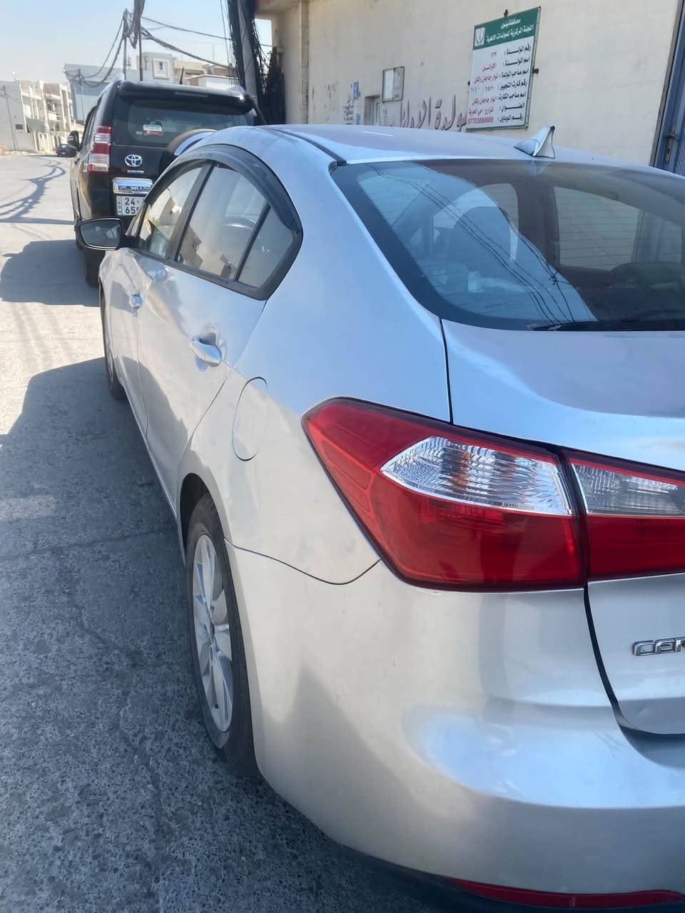 يالله للبيع كيا سيراتو موديل ١٣ محرك 1600دوش كير ايتي ضررها اربع قطع أبيع حزام بدون دواخل سنويه ٢٧جديدا رقم نينوى مشروع وطني سعرها ٨٦ العنوان موصل جانب الأيسر لتواصل ***********
