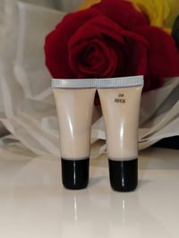 ميك اب 💛 قطع تجنن✨ كمية محدوده لحگوو عليها بنات 💛🫶🏻 للحجز واتساب:  077...