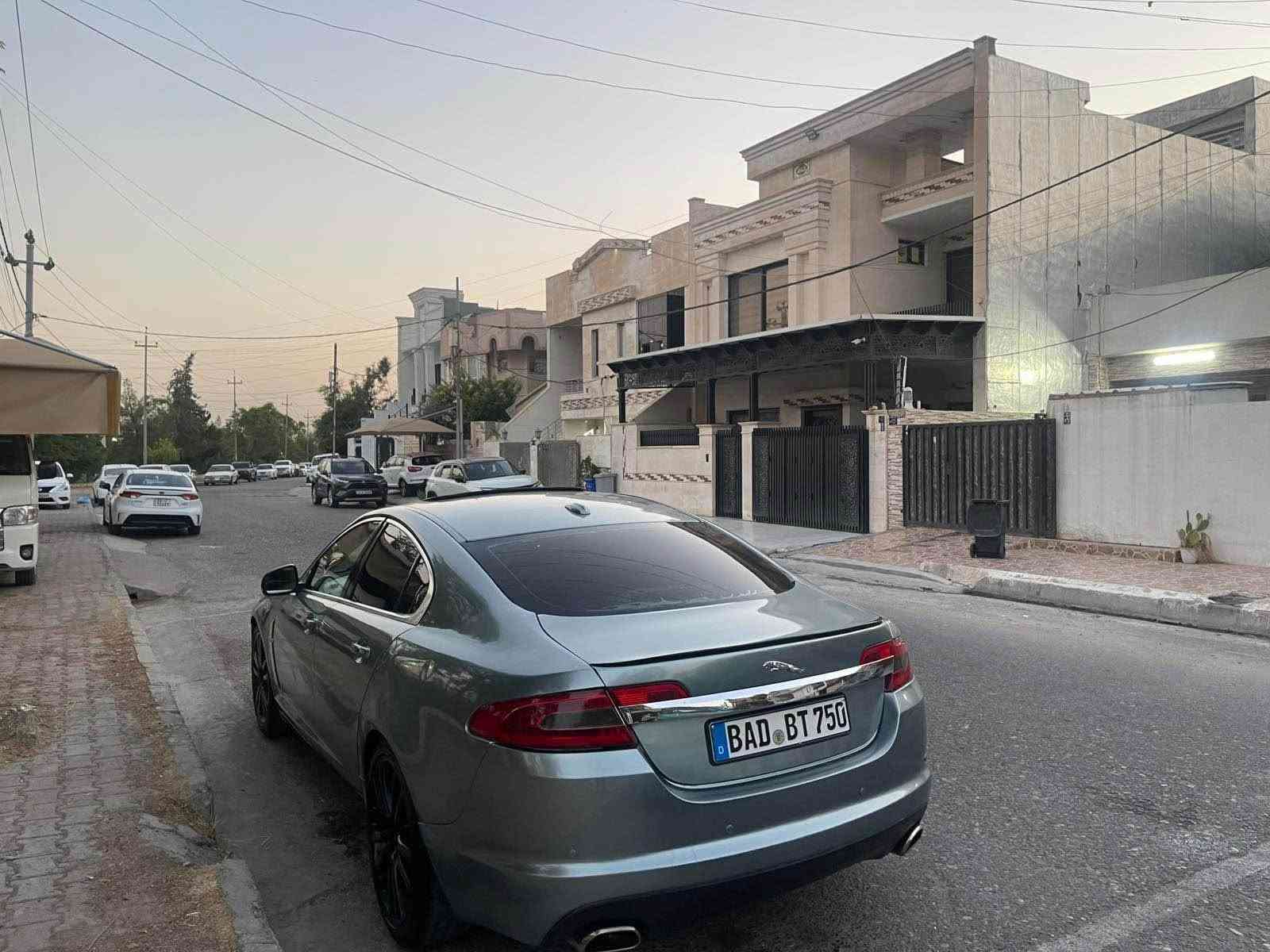 جاكوار موديل ٢٠١٢قه پات مواسه فاته گير مه كينه ته بريد هه موگياني به شه رت كاره بايي به شه رتي ده فيته ريي ده فروشم مه كينه عادي شه ش پستن هه ندي يه ك بي كاشويي بي مه سروفه براوه يي دوبه يه سه ياره كه له هه وليره گورينه وه ش ده كه م به شتيك به دلم بيتن ژماره *********** أربيل, العراق
