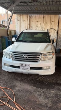 لاندكروز VXR • درع • ٢٠١١