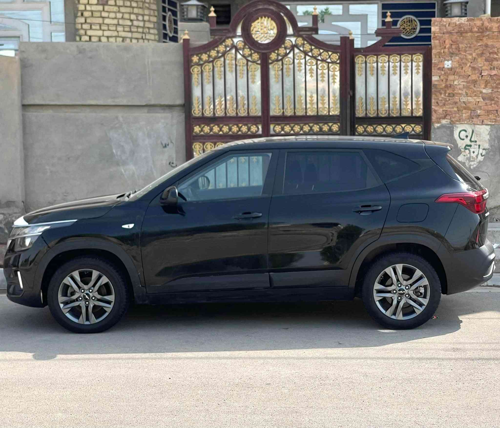 سلتوز 23 مكينة 2000 بيهه نص باب صبغ و نص جاملغ بارد سعرهه ب119 ورقة
***********
