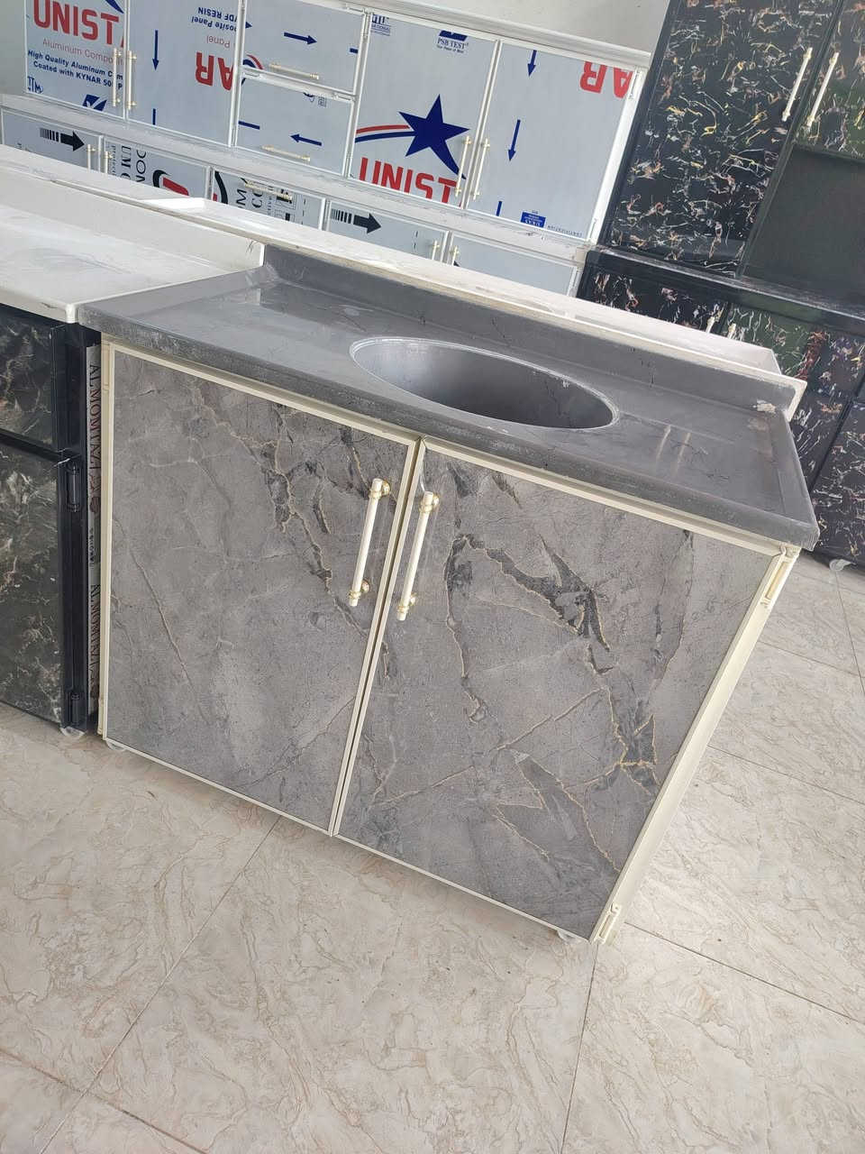 أثاث منزلي جديد و مستخدم 💥💥💥
***********
***********
