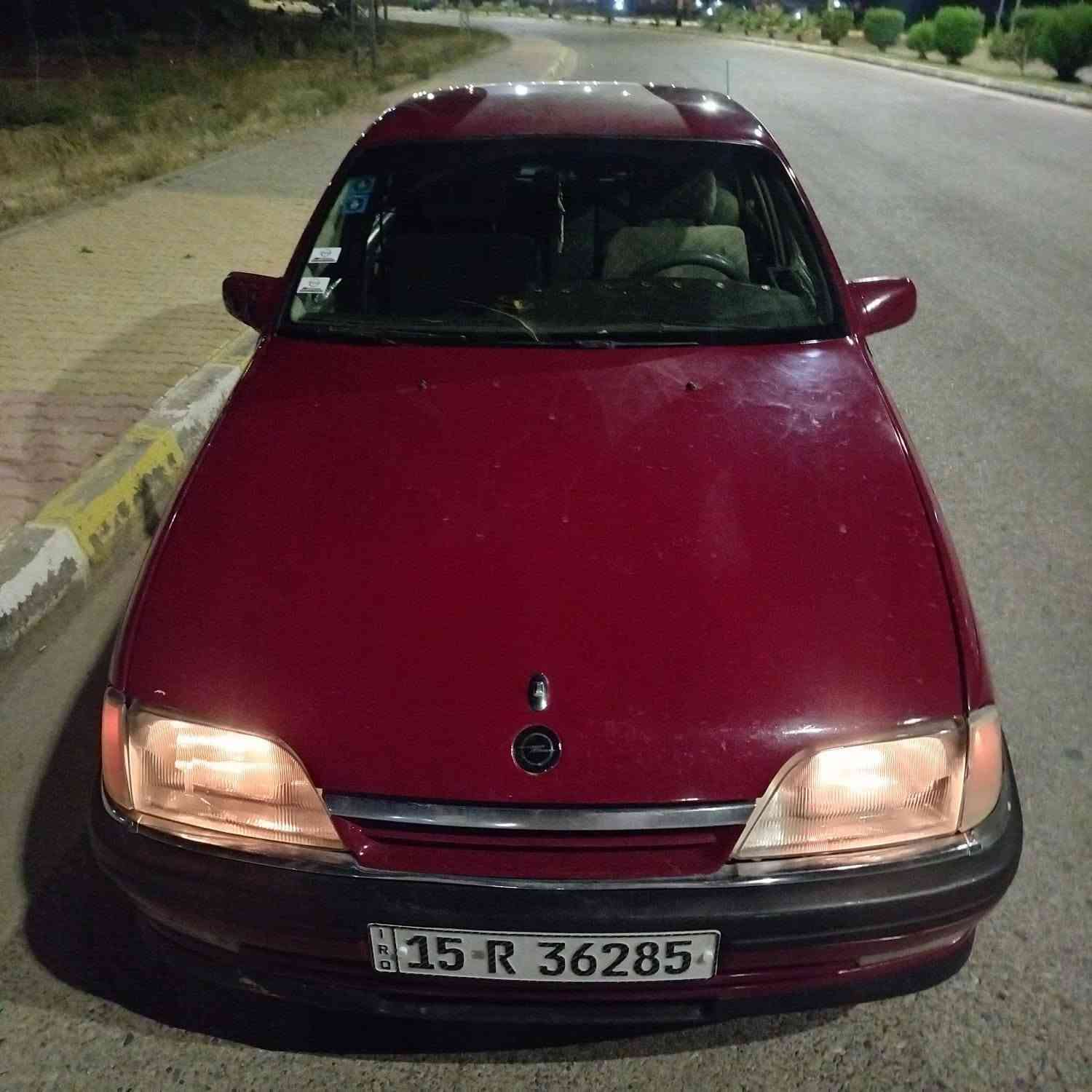 موديل ٩٣ • محرك ٢٠٠٠ • گير عادي