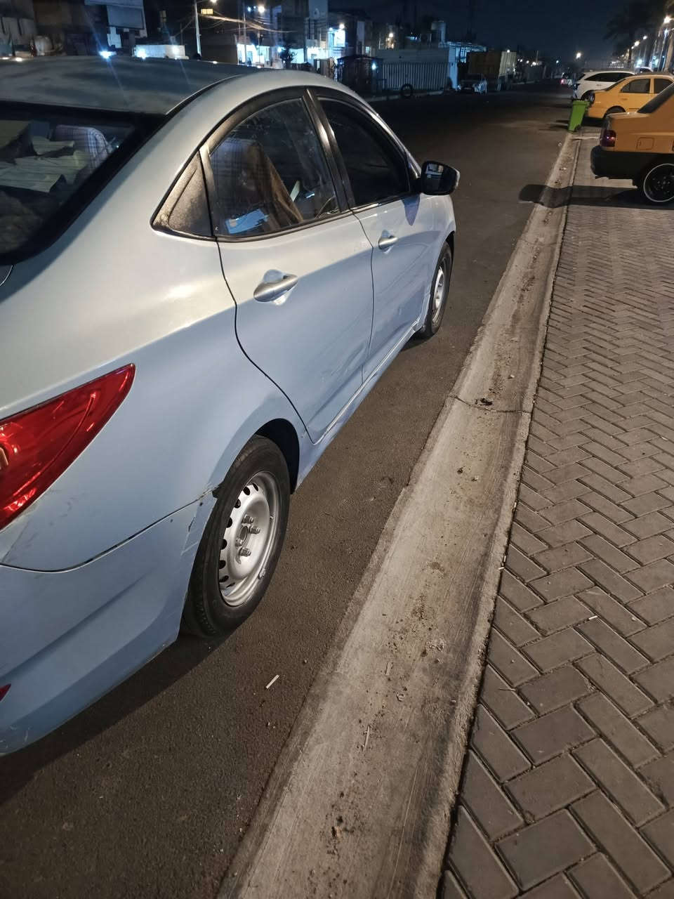 البيع سياره بسمي حره محرك 1600 سياره ناعمه مديل 14سنويه بشهر 9 تنتهي سياره مبدل بيه باب وجاملغ مكان سائق بيه جراد سعر 80 وبيه مجال مكاني البصره جمهورية تواصل واتساب ***********شراي مو شراي الا تراسل

