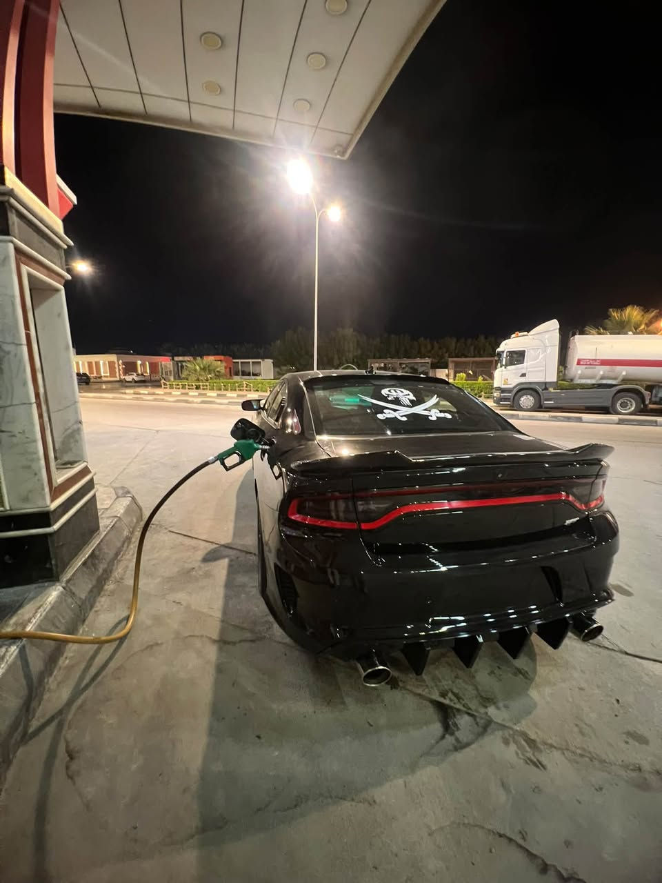 السلام عليكم
جارجر موديل 2019 مكينه 3600 محدثه وايد بدي بدون نفخات سياره متعوب عليها كلش وجاهزه برمجه مراوح ولف حماوه ريسنك يعني انسه حماوه قبل سبوع حداديه خلفيه اماميه سياره مبرمجه فتح رون وطلقات عليها كزوز رعب عبالك 8 تطفي وشغله ع ريمونت ترجع كاتم دواخل احمر كنتاره وجلد تبريد  كشنات حضن ثلج مكينه كير مكفولات سياره بيها قطعتين بنيد بالتحديث وجاملغ بدون دواخل عليها لد متغير سياره جاهزه لا مال خط ولا متعوبه تصعده وتشوفه رقم بغداد بسمي مشروع وطني مداور بكل محافضات العراق السعر 180 وبيها مجال بسيط ‭***********‬رقم صاحب السياره

