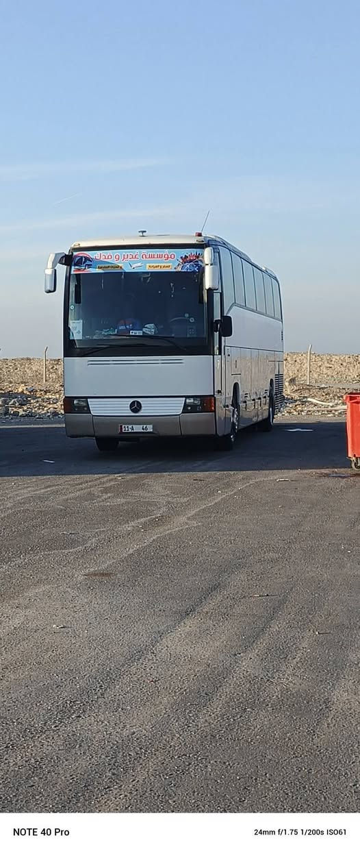 باص 404 عاليه جاهزه من كلشي تبريد صيني حداديه مكينه كير أكسل نعمه من الله رقم مميز ومصفر من كلشي وبسمي 2002 خطه بغداد بصره كبل الشغل ***********
