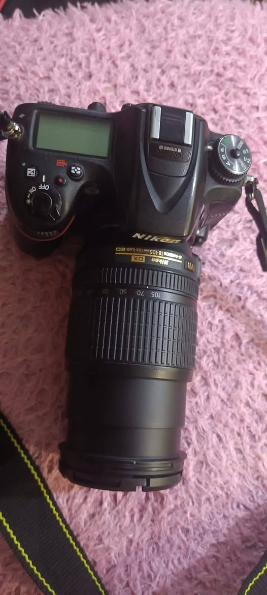 D7100 للبيع
***********
