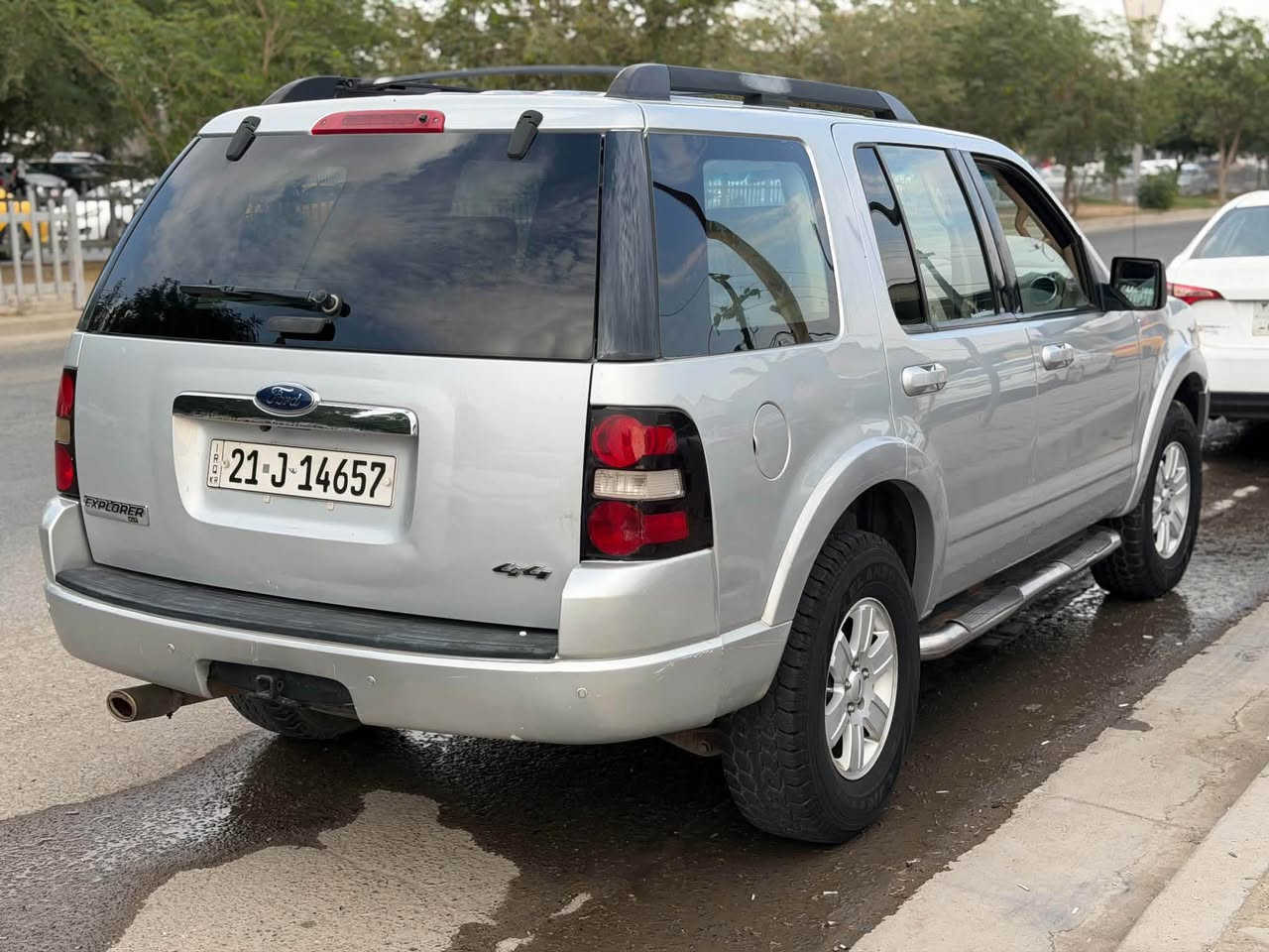 اكسبلورر XLT • ٢٠٠٩ • ١٨٧ الف