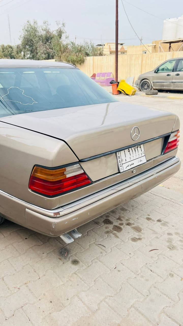 للبيع مارسدس دب موديل ٩١  صبغ جماليه فقط مكينه وكير بلاد عنكبوت 3000 تبريد شغال سلايت شغال  سنتر لوك شغال كهربائيات كلشي شغال حداديه امامي خلفي تخم تاير قواعد دبل بلاديه شواصي بلاديه مداور ثاني يوم السعر 62 وبي مجال مكانه النجف استفسار مراسله واتساب ***********
