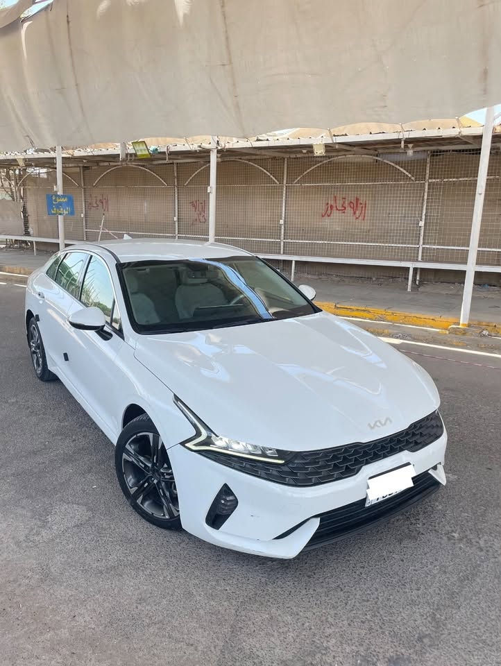سلام عليكم
للبيع K5 2023 خليجي رقم بغداد بأسمي تحويل ثاني يوم مكفولة كفالة عامة عدة بارد جداً بسيط بل جاملغ الامامي الايمن تقريب اربع اصابع محرك 2500 كير 8 نمر ماشية 43 الف كيلو بصمة وكشن كهرباء وبك لايت لد وسايد بريك بصمة ويل 18 داخل ابيض شاشه ابل كار بلي لد امامي تحكمات كاملة كروز سرعة جنطة ذكية مراية ذاتيه تعتيم مري شفط كامرة خلفية وحساسات امامي وخلفي انضمة قيادة اوتو هولد وبعد بقيت المواصفات المعروفة سعر 188 وبيهة مجال بسيط للشراي 
مكان سيارة ديوانية المركز 
رقم ***********
