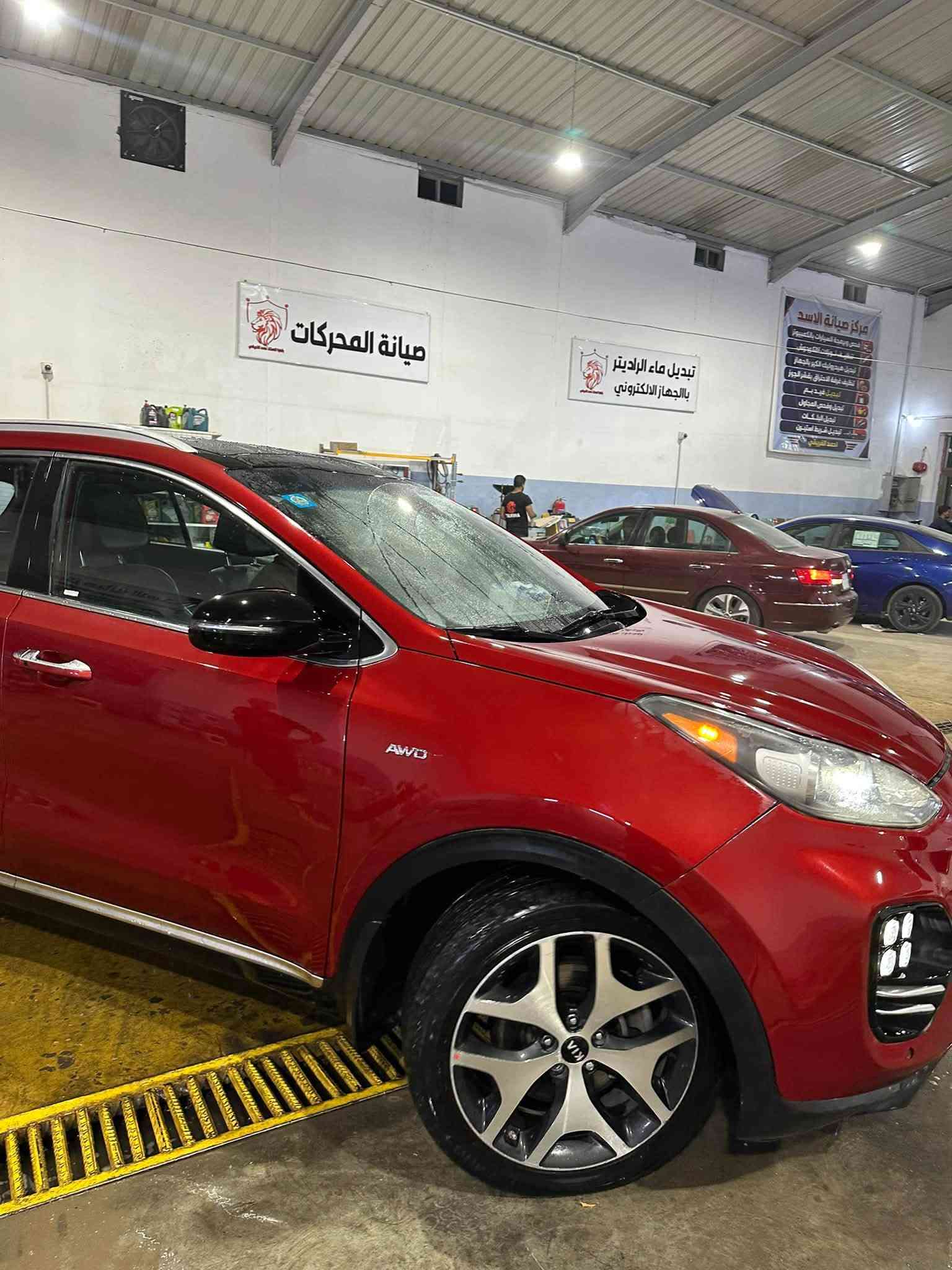 سبورتج 2017 ex
فول مواصفات  1/1
1 بانوراما 
2 بصمه +  اشاره ترحيب 
3 حساسات امامي خلفي 
4 كامره دواره 
5 شاشه
6كشنات جلد + كهرباء 
7 رادار امامي وجانبيات 
8 شفتات جهتين +  تحكم  ستيرين جهتين 
9صندوك كهرباء 
10 مازدات  عدسات زنون
11بك لايتات لد 
12 كشنات تبريد +تدفه +سترين تدفه تبريد 
13قطعتين تبريد
14 مري شفط 
15 ماشي81m
هواي مواصفات بيه  
 بجم كبس صفاح حلوات 
حادثه من امريكا جاملغات الخلفيه بدون حوض بدون شاصي صور الحادث مرفق ويا الصوره 
كير مكينه تبريد كفاله 
مكاني بغداد الدوره 
  السعر  133بيه مجال 

***********
