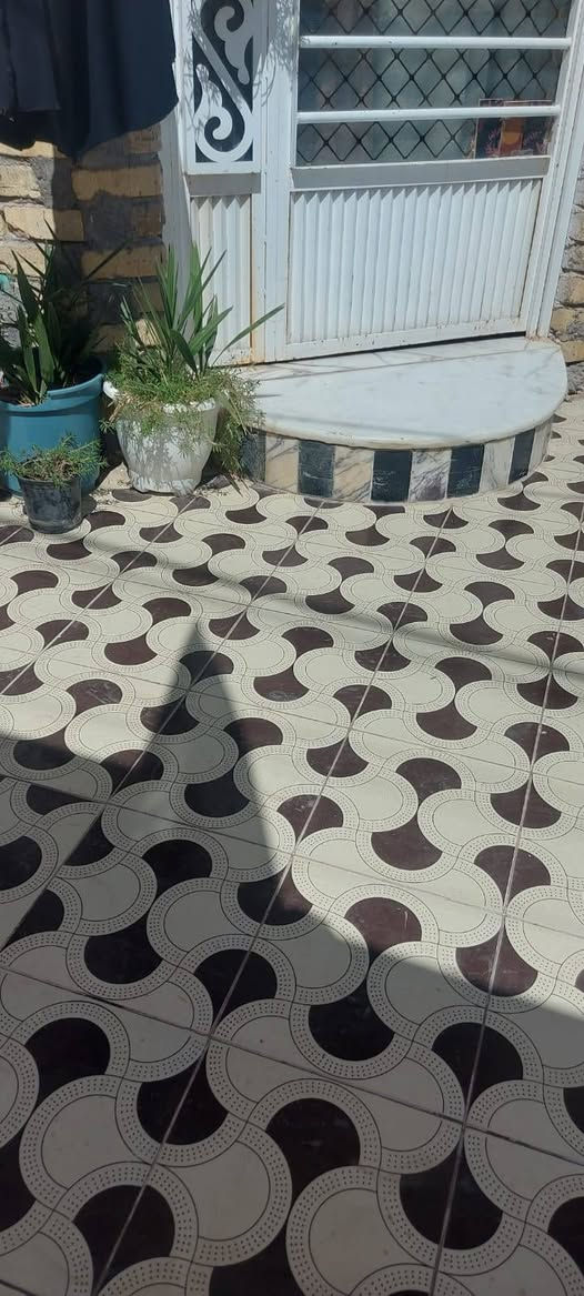 🏠 دار للبيع او مراوس
📍 الموقع: حي الزهراء الأولى – موقع مميز على ساحة ومنتزه
📐 المساحة: 150 متر
📜 طابو: ملك صرف
🏡 البناء: طابقين كاملين – بناء حديث ومتكامل
✨ الأرضيات: مرمر
تفاصيل الدار:
🔹 4 غرف
🔹 صالتان
🔹 استقبال
🔹 مطبخ
🔹 3 مجمعات صحية
🔹 مناور عدد 2
🔄 متوفر للبيع أو للمراوسة
المراوسة على دار قديم في الجمعية أو العسكري أو قطعة أرض.
📞 للاستفسار والتفاصيل، راسلنا أو اتصل:
***********
***********
🏢 مكتب عالم العقار في الجمعية مقابل الإطفاء او الاتصال #عندك_عقار_للبيع_فقط_راسلنا_اواتصل_وات_ساب
