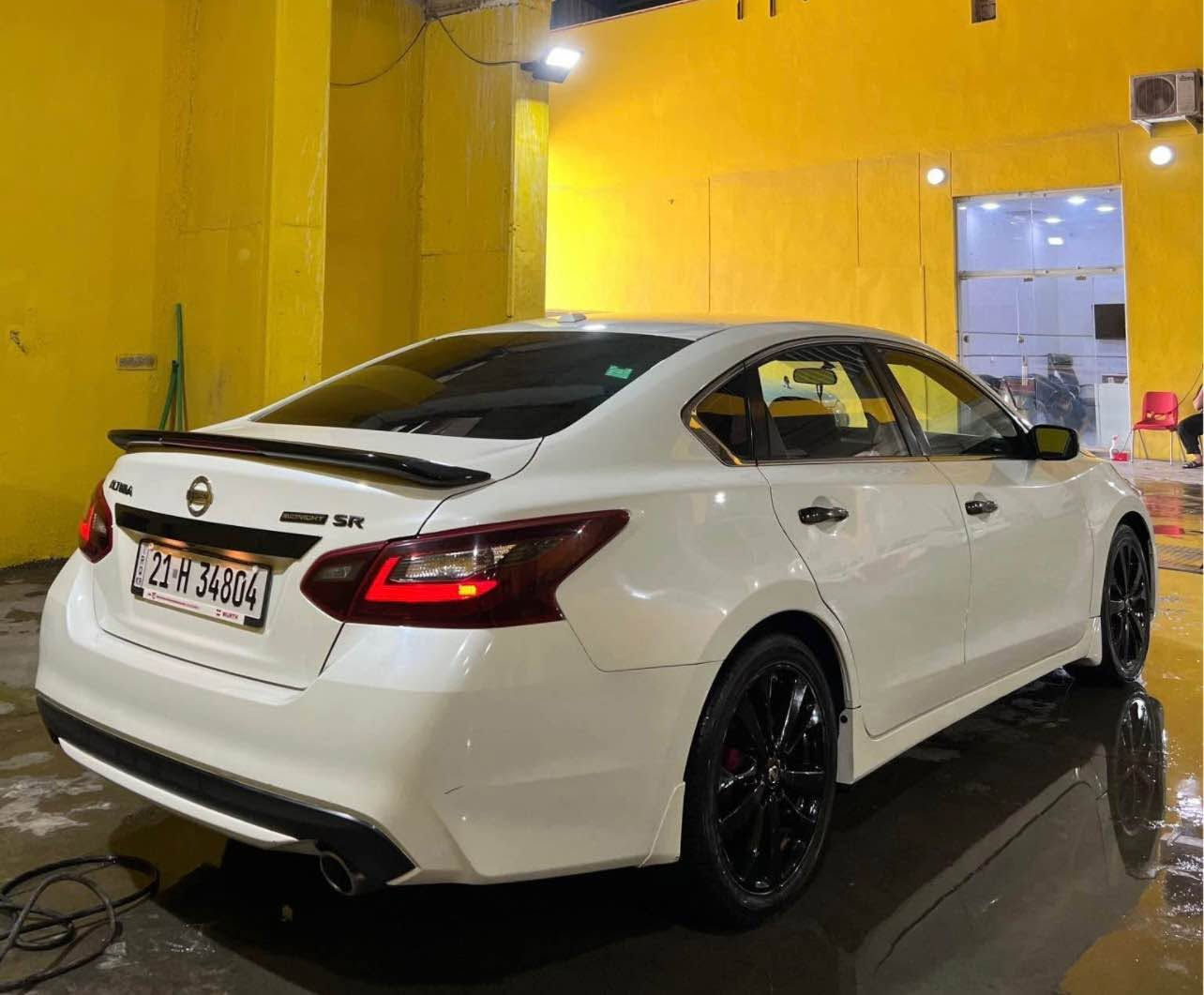 Altima SR midnight 2018 
بێ بۆیاغ بێ لێدران بێ پارچە گۆڕین كلین تایتل✅
سەنەوێی تا ۲٠۳٠نوێیە و بە ناو خۆمەوەیە 
هایدرۆلیكم تازە گۆڕیوە 
كوشن جلد كوشن هیتەر 
گێڕ سوكان 
تحدید سورعە 
مواصەفاتی فول 
سعری ۱۲۹$ ✅معامەلە
*********** كالار, السليمانية
