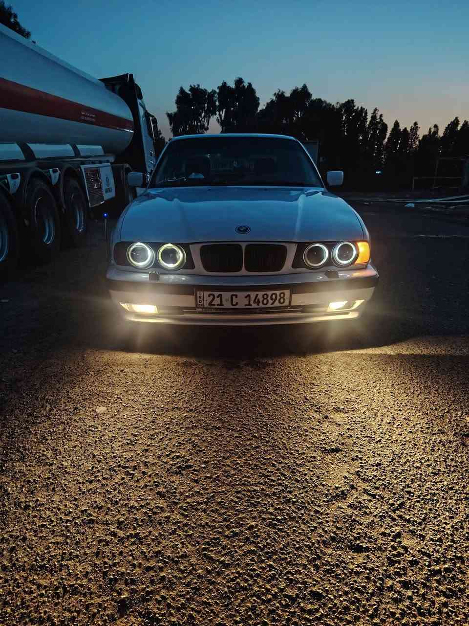 السلام عليكم BMW 525 مسكر موديل ١٩٩٢

كير عادي مكينه تبريد صدر خلفي امامي جديد خير من الله

فتحه سلايد رقم سليمانيه جديد تريد تحويل تريد وكاله

اكسل قفل تايرات تخم جديد نعومه كلش حلوة بالسيارة
بيه بنيد صبغ بدون ضربه وبيهة الجاملغ الخلفي اليمنه صبغ أثر طخه خفيفه الباقي بلاد السياره كهربائيات كلهة شغاله بلاديه السعر ٥٣ وبيه مجال بسيط

التواصل وات ساب  ***********

للاتصال ***********

العنوان بغداد
