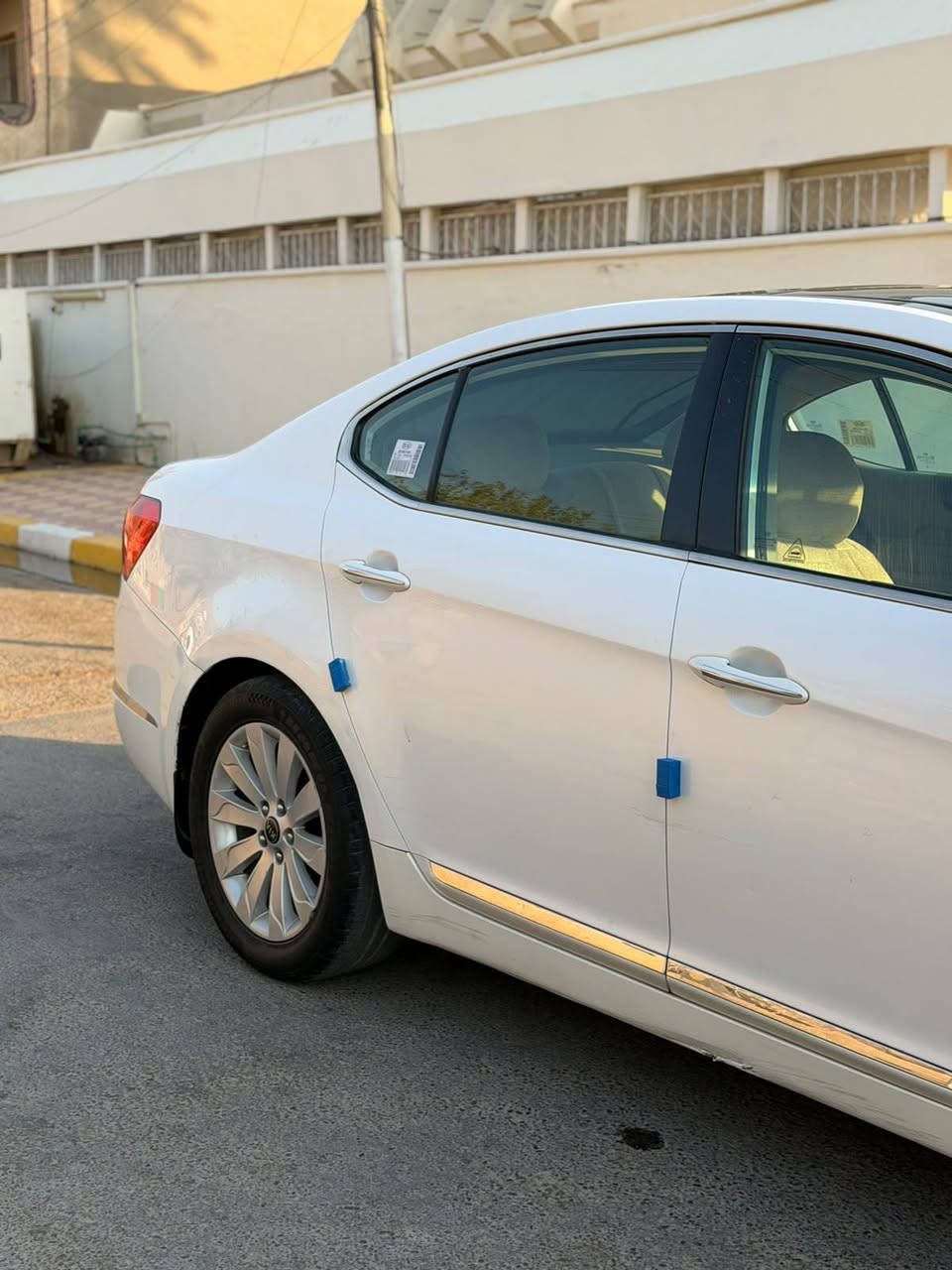 Cadenza 2011 كادنزا خليجي
محرك 3500 6V ,DOHC

فول مواصفات 1/1 عدا البصمه

بانوراما طكتين

مرايا شفط

اشاير بالمرايا

مرايا قلاب

مانع انزلاق 

انارة داخلية بالبوب والدشبول بلادية

ترحيب عند الاقتراب

بردة خلفية كهربائية بلادية

خزن ميموري وضعيتين كشن ومرايا جانبية وستيرن

كاميرا خلفية شاشة بالمراية

كشانة كهرباء 

ماشية 130km

گير ومكينة مكفولات  لا تنقيص لا تبخير 

كير مكينة صدر تخم تاير كله جديد مابيها اي نقص رقم بغداد الإنكليزي الجديد بسمي سنويه جديده العنوان بغداد الإتصال على الرقم ***********
