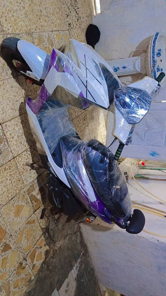 سلام عليكم شباب دراجه FS  للبيع دراجه حلوه ومرتبه شغل وطلع وين ما تريد تايرات جديد لايتات بك لايت عينه هورن كله شغال سعرها 400عنواني العمارة حي الحسين الجديد شارع الادات رقمي بي واتساب فقط *********** خاص موجود عمارة, ميسان
