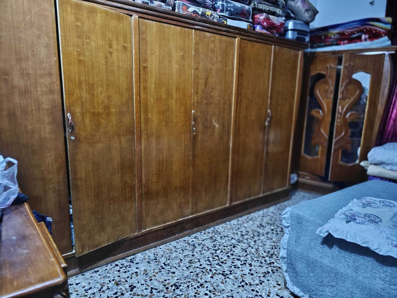 غرفة نوم • نجارة عراقية • ثقيل