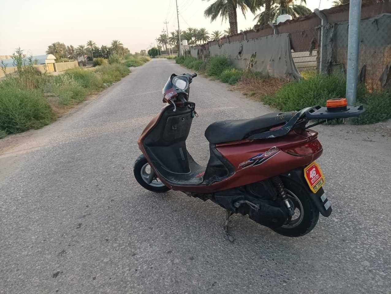 سلام عليكم دراجه للبيع فراشه فحل محرك مكفول الدراجه جديده مال جناي سعر 375 وبيه مجال العنوان بغداد الدورة الرقم ***********
